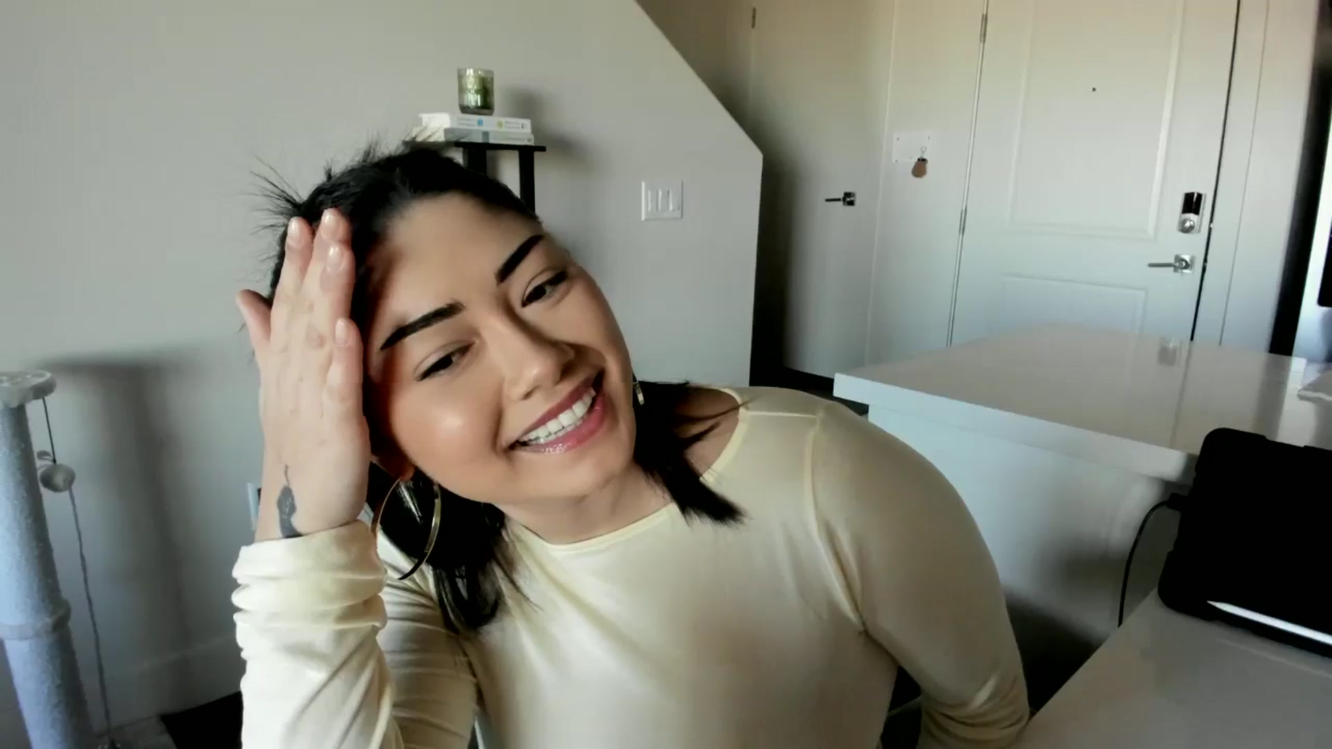 Gallery image thumbnail from YourGoddessLu's myfreecams stream on, 12/16/2025, 23:05 image 3 of 20