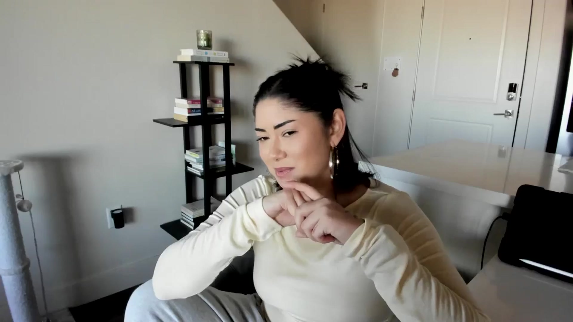 Gallery image thumbnail from YourGoddessLu's myfreecams stream on, 12/16/2025, 23:05 image 7 of 20