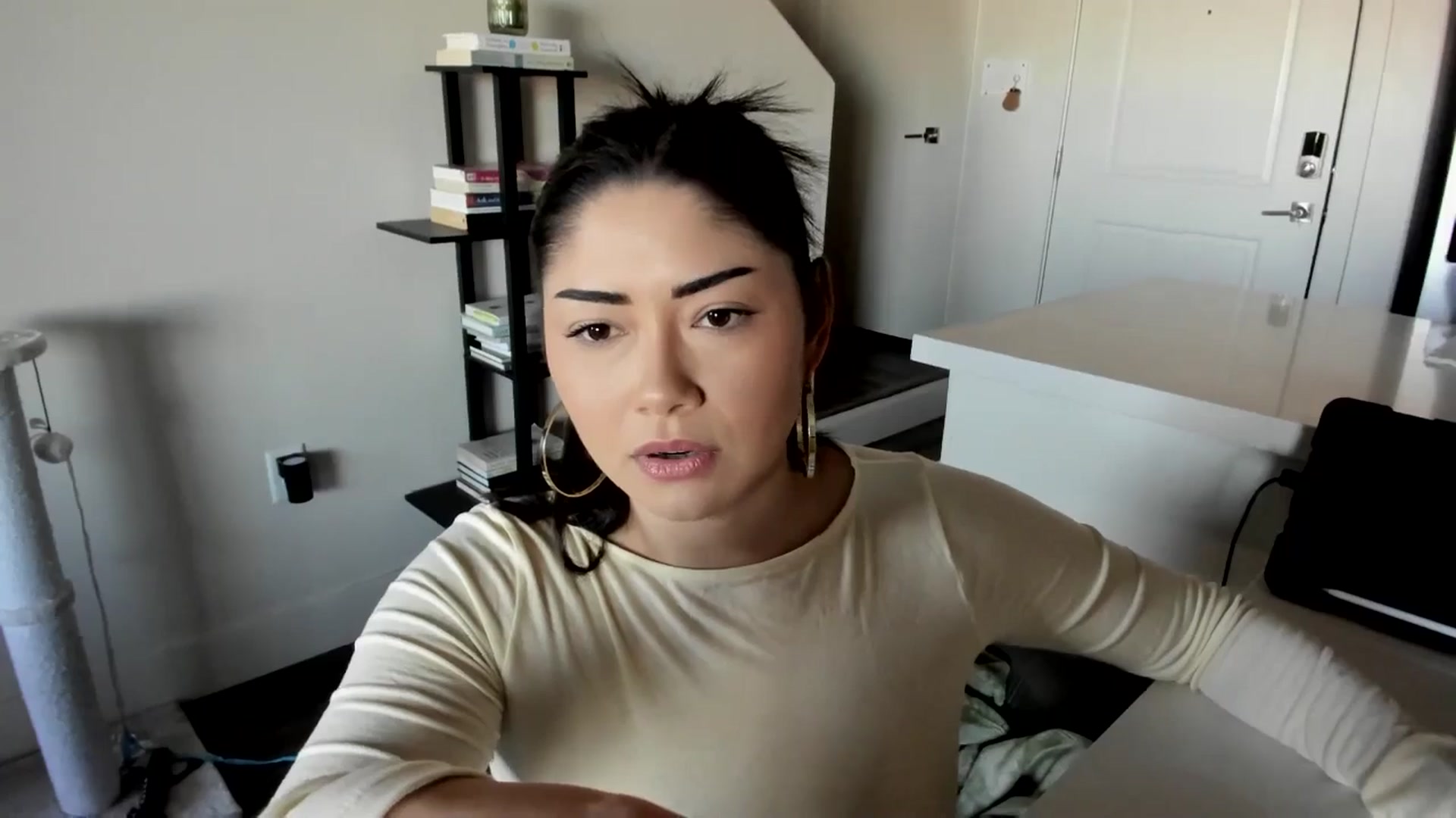 Gallery image thumbnail from YourGoddessLu's myfreecams stream on, 12/16/2025, 23:05 image 17 of 20