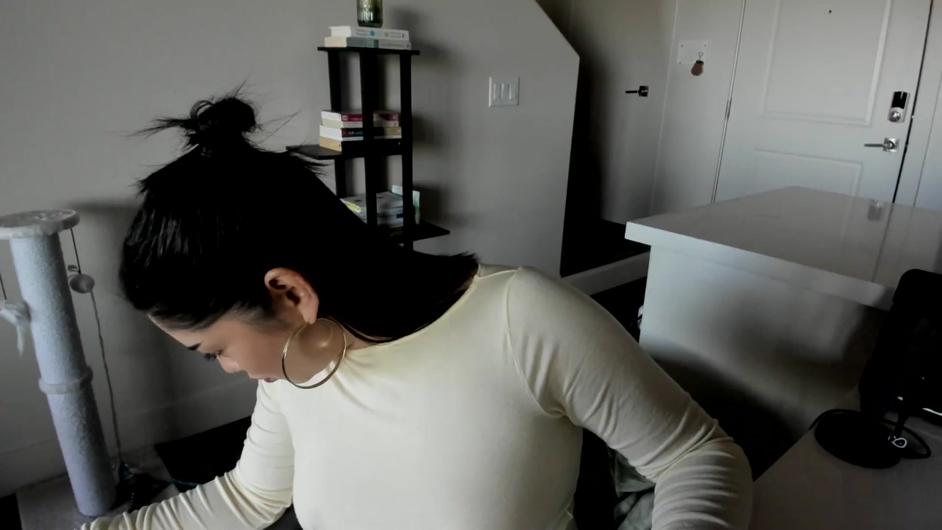 Gallery image thumbnail from YourGoddessLu's myfreecams stream on, 12/16/2025, 23:22 image 12 of 20
