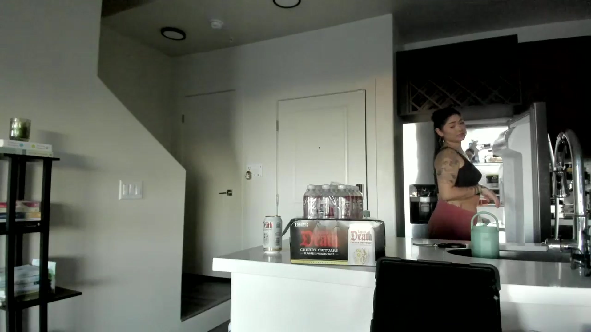 Gallery image thumbnail from YourGoddessLu's myfreecams stream on, 12/18/2025, 24:18 image 2 of 20