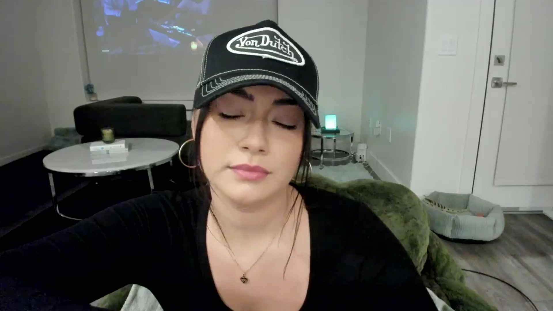 Gallery image thumbnail from YourGoddessLu's myfreecams stream on, 12/22/2025, 02:06 image 3 of 20
