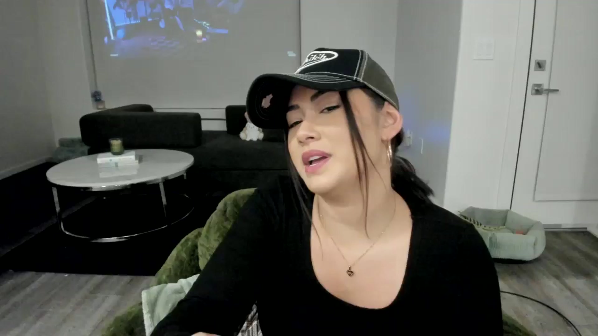 Gallery image thumbnail from YourGoddessLu's myfreecams stream on, 12/22/2025, 02:06 image 8 of 20
