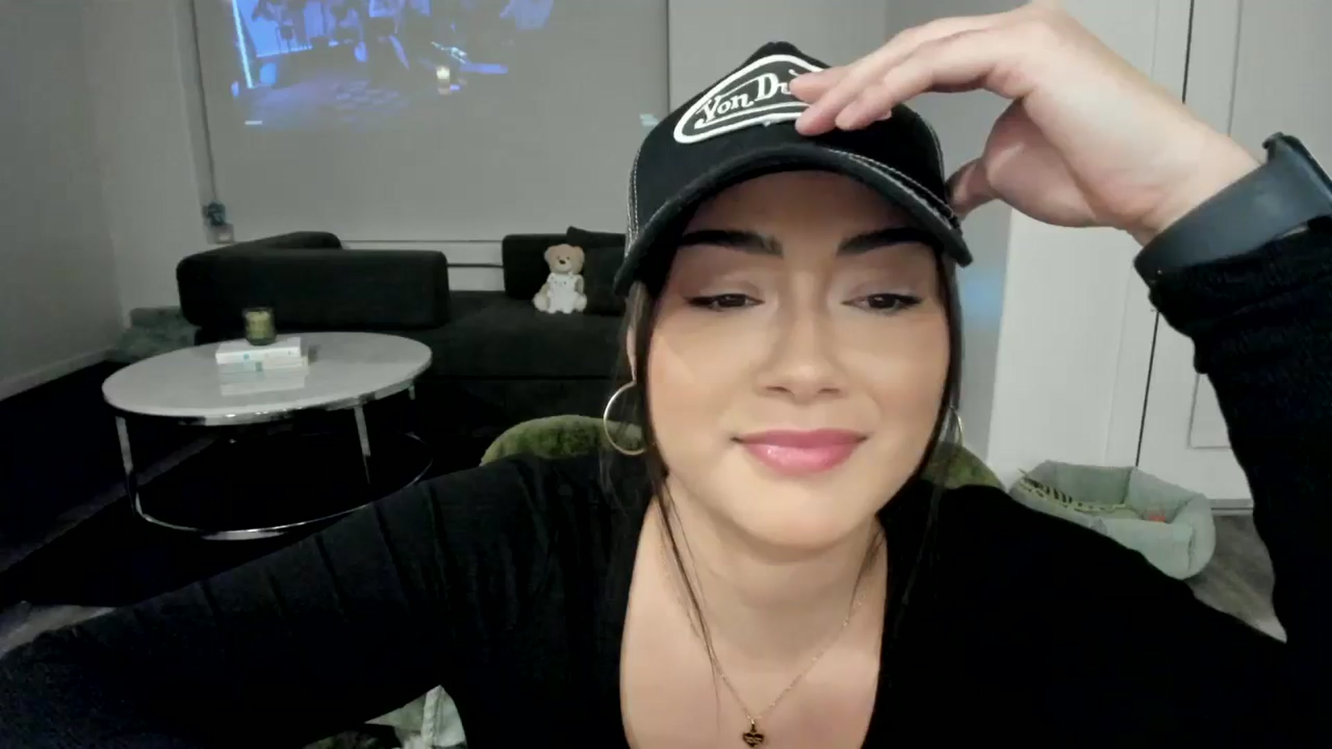 Gallery image thumbnail from YourGoddessLu's myfreecams stream on, 12/22/2025, 02:06 image 14 of 20