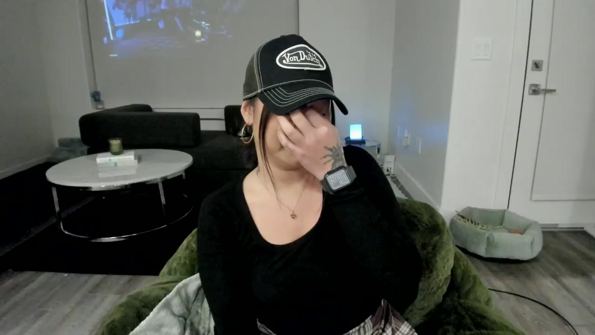 Gallery image thumbnail from YourGoddessLu's myfreecams stream on, 12/22/2025, 03:19 image 5 of 20