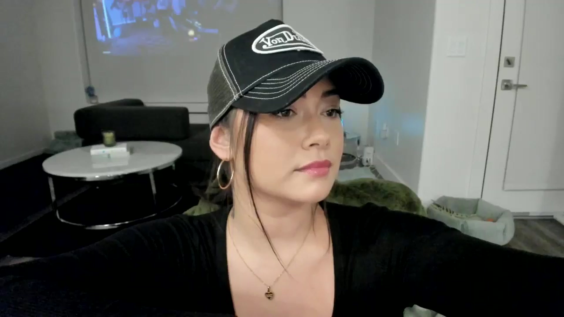 Gallery image thumbnail from YourGoddessLu's myfreecams stream on, 12/22/2025, 03:19 image 9 of 20