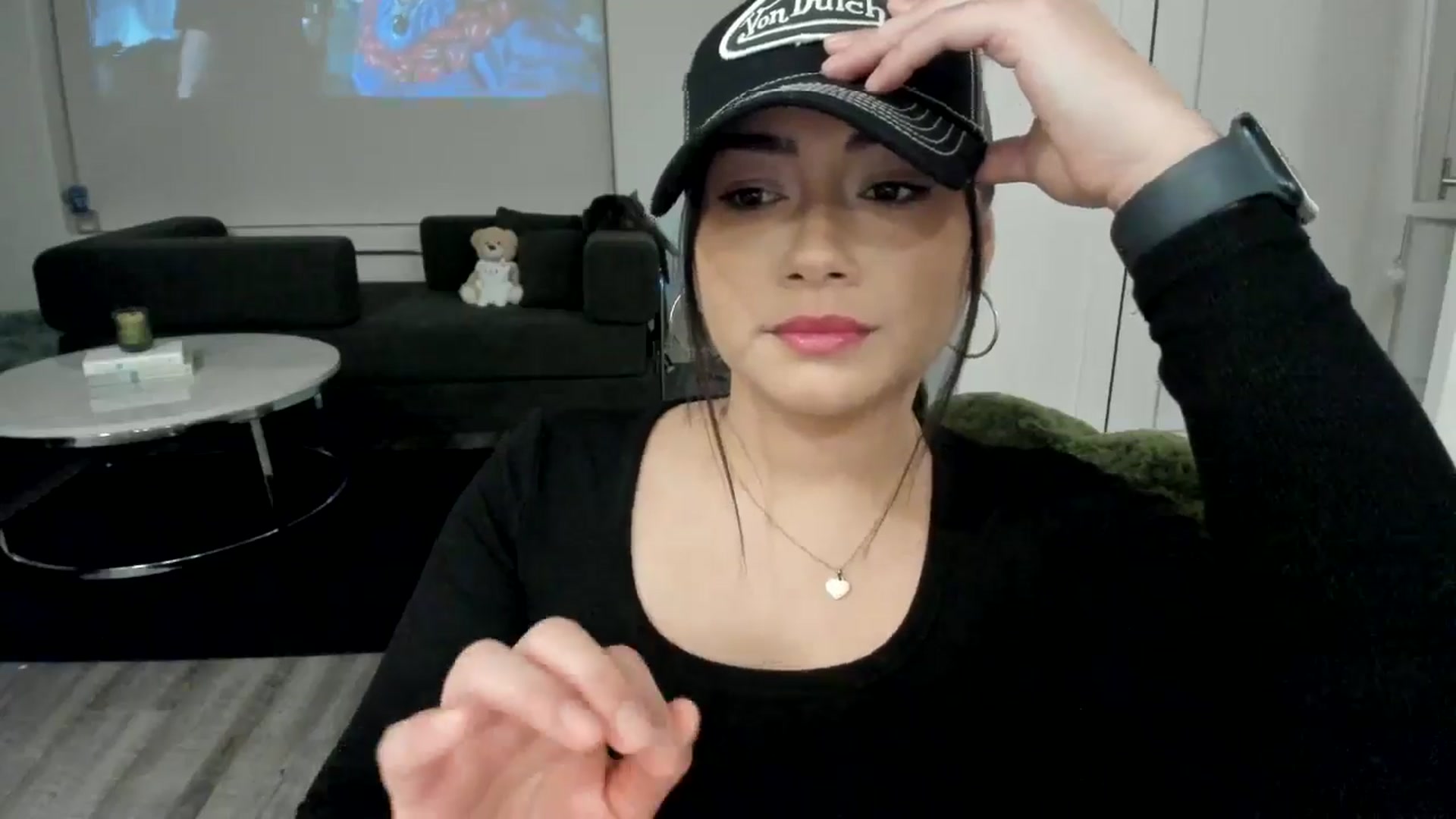 Gallery image thumbnail from YourGoddessLu's myfreecams stream on, 12/22/2025, 03:19 image 17 of 20