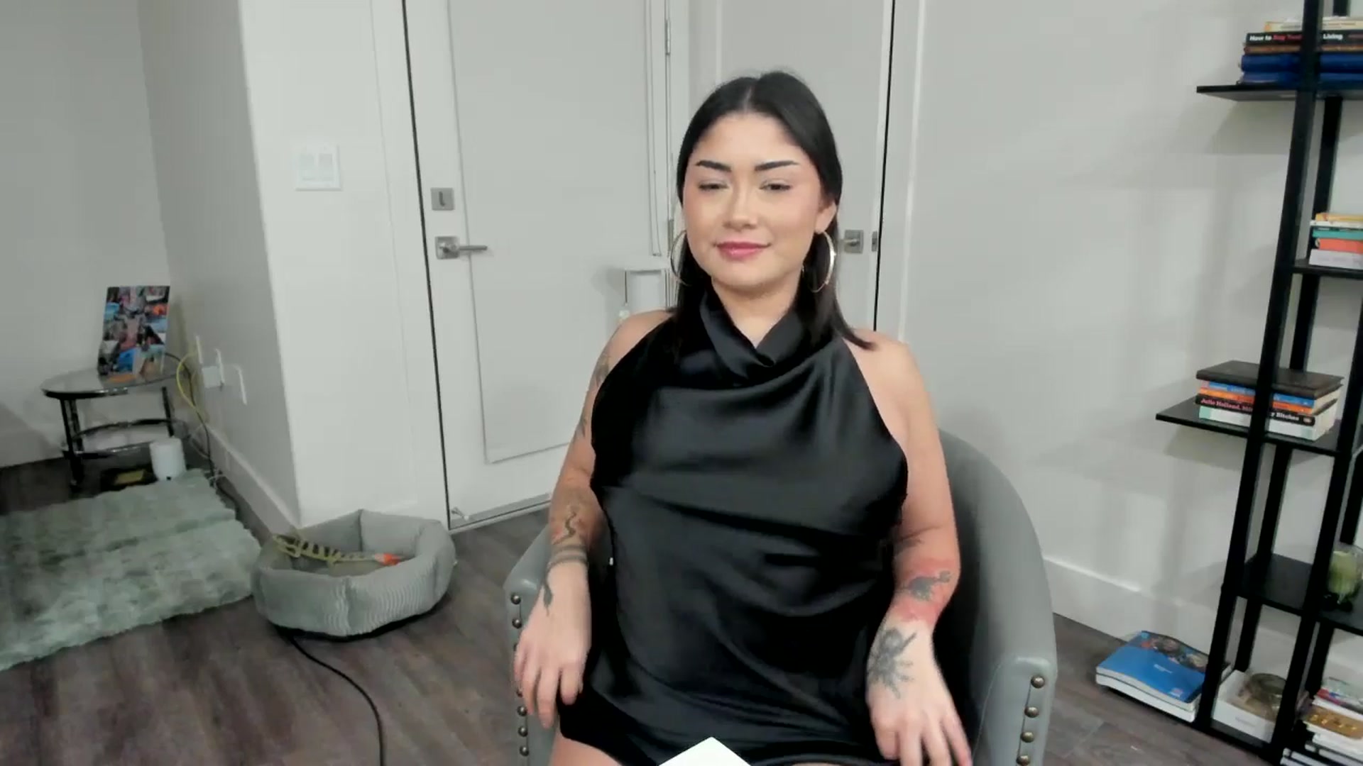 Gallery image thumbnail from YourGoddessLu's myfreecams stream on, 12/24/2025, 02:27 image 8 of 20