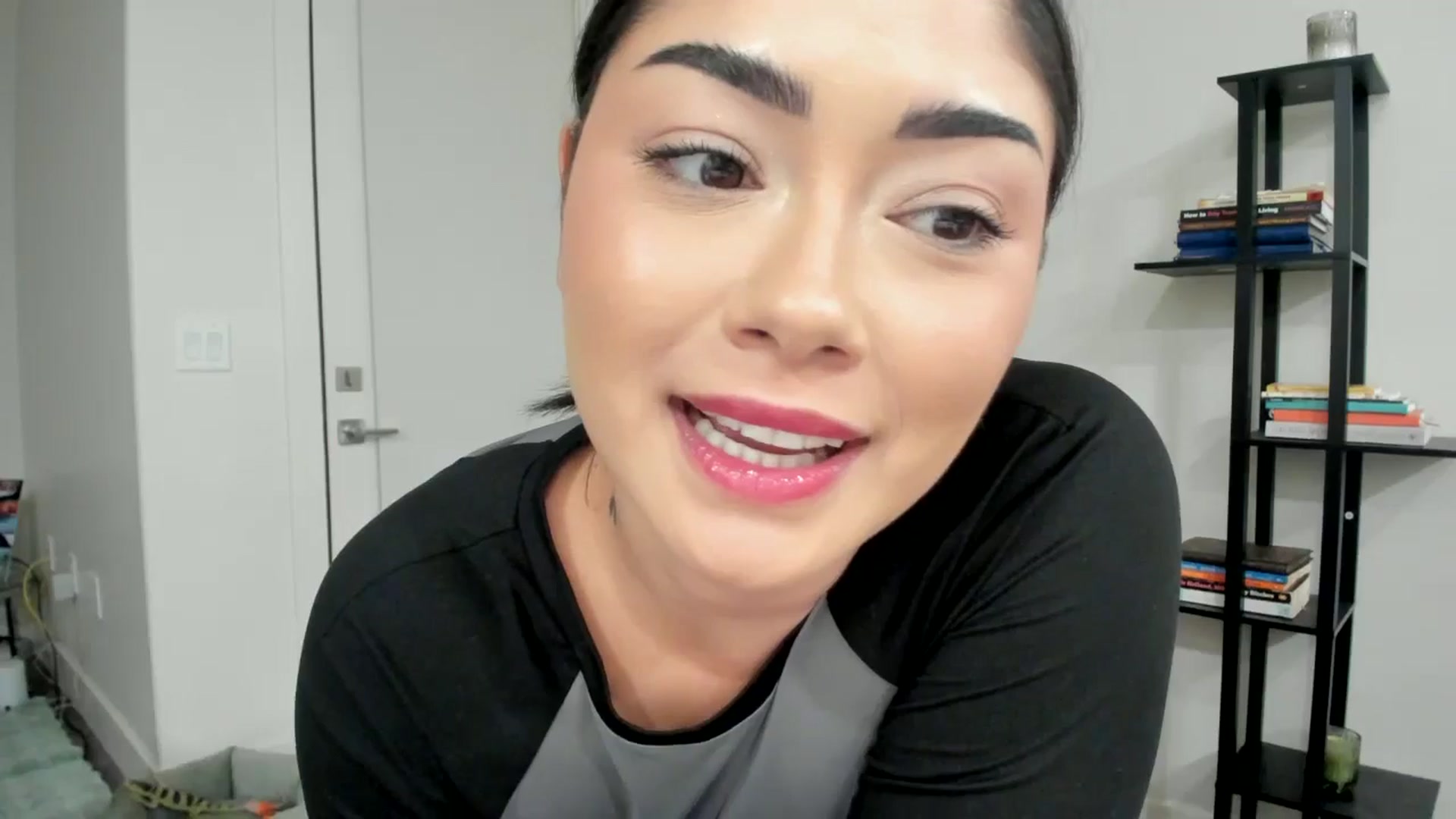 Gallery image thumbnail from YourGoddessLu's myfreecams stream on, 12/24/2025, 02:27 image 19 of 20