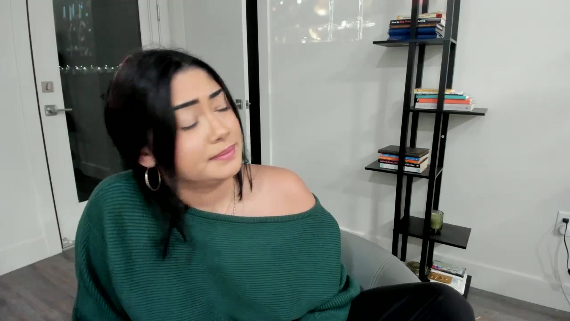 Gallery image thumbnail from YourGoddessLu's myfreecams stream on, 12/26/2025, 01:40 image 12 of 20