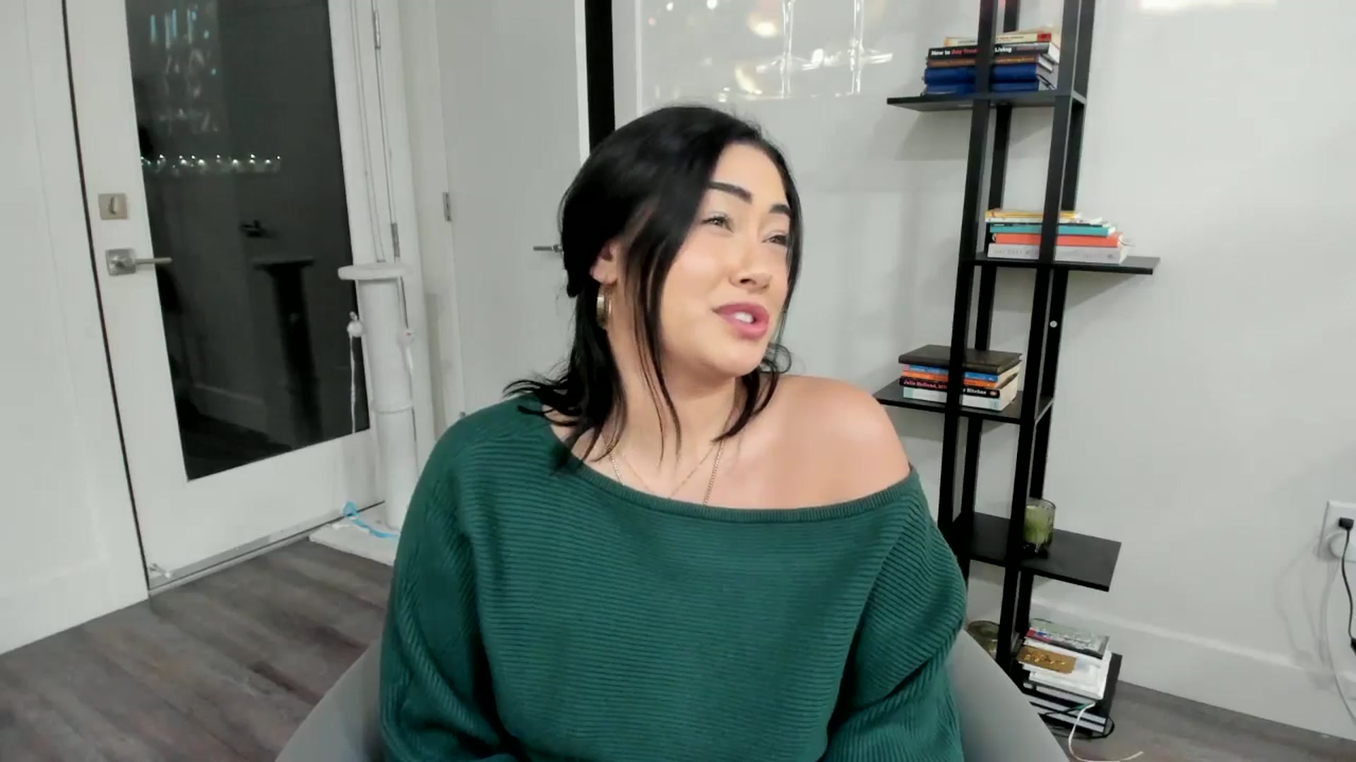 Gallery image thumbnail from YourGoddessLu's myfreecams stream on, 12/26/2025, 01:40 image 11 of 20
