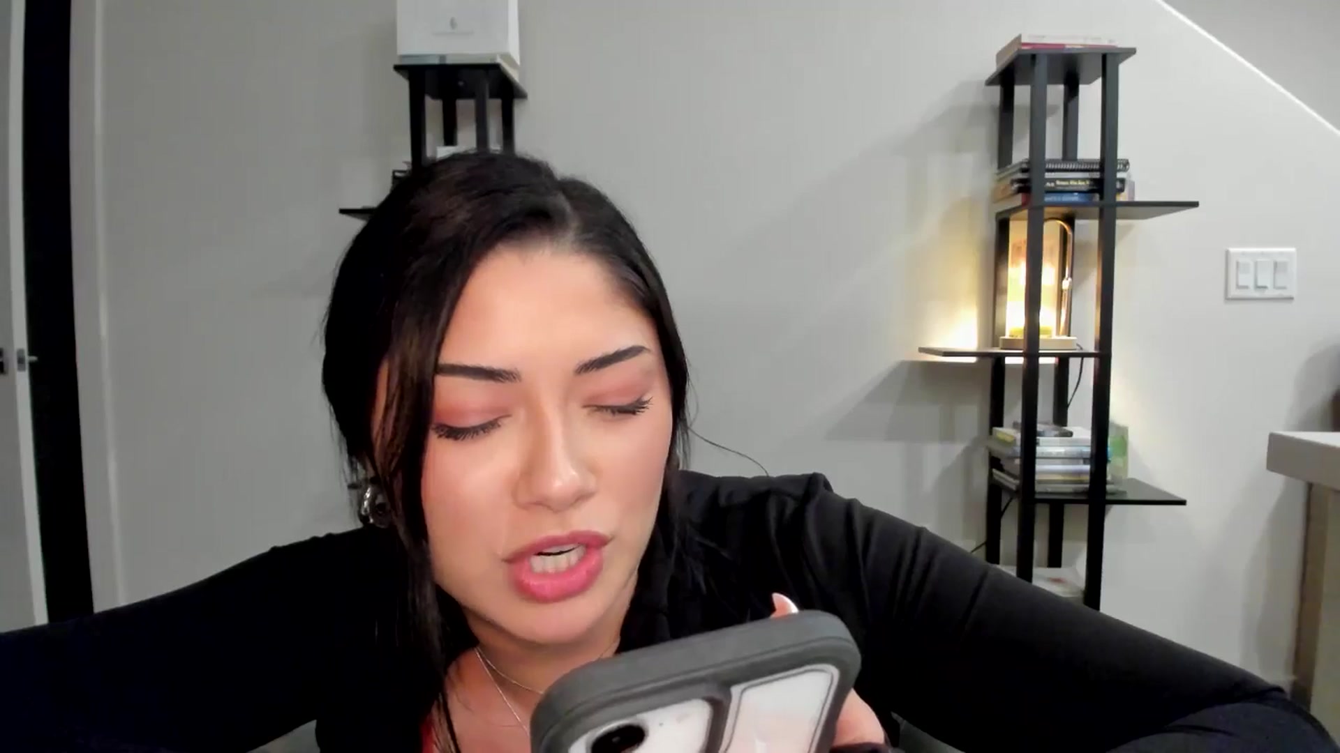 Gallery image thumbnail from YourGoddessLu's myfreecams stream on, 01/21/2026, 03:41 image 11 of 20