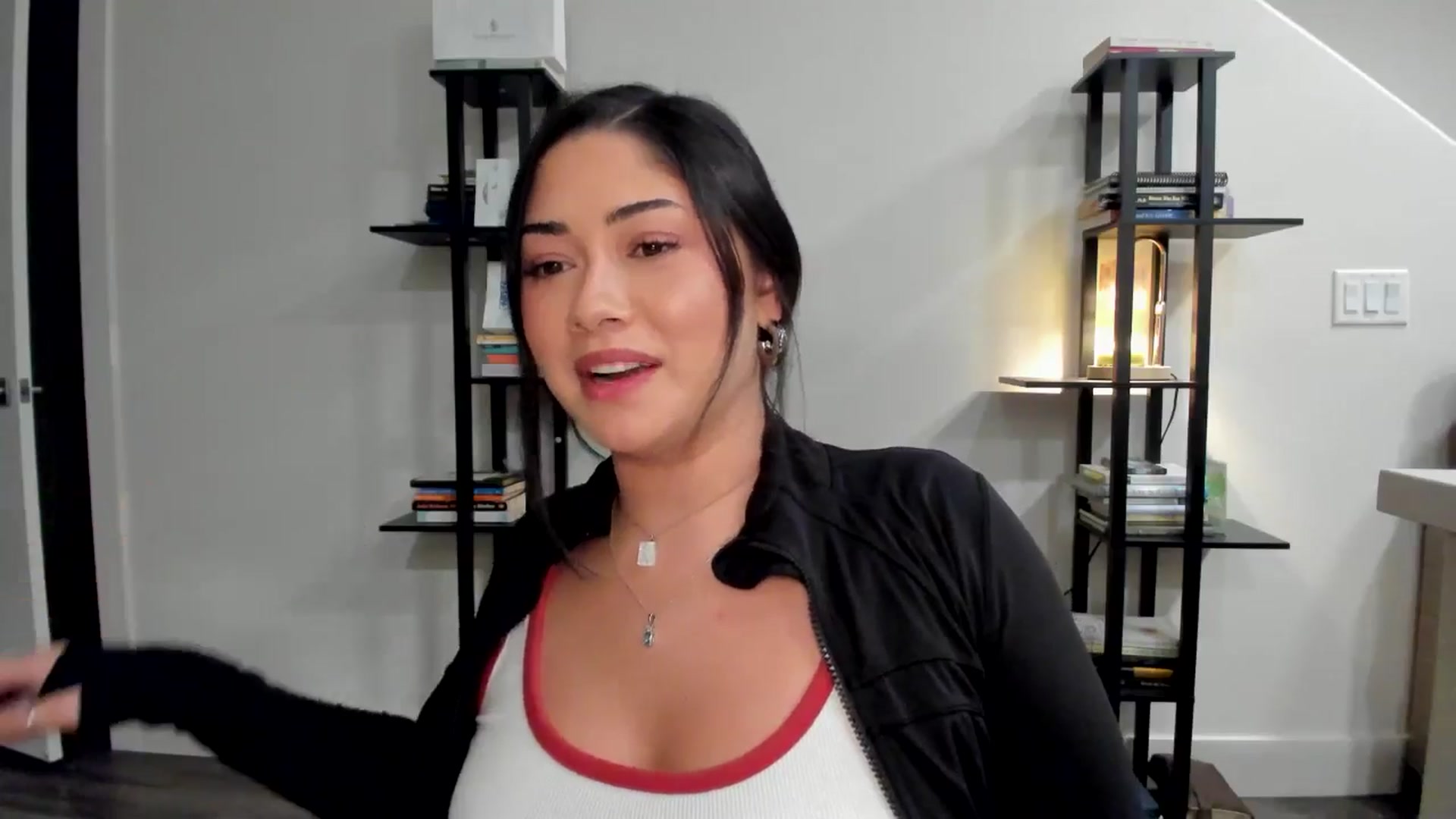Gallery image thumbnail from YourGoddessLu's myfreecams stream on, 01/21/2026, 03:41 image 6 of 20