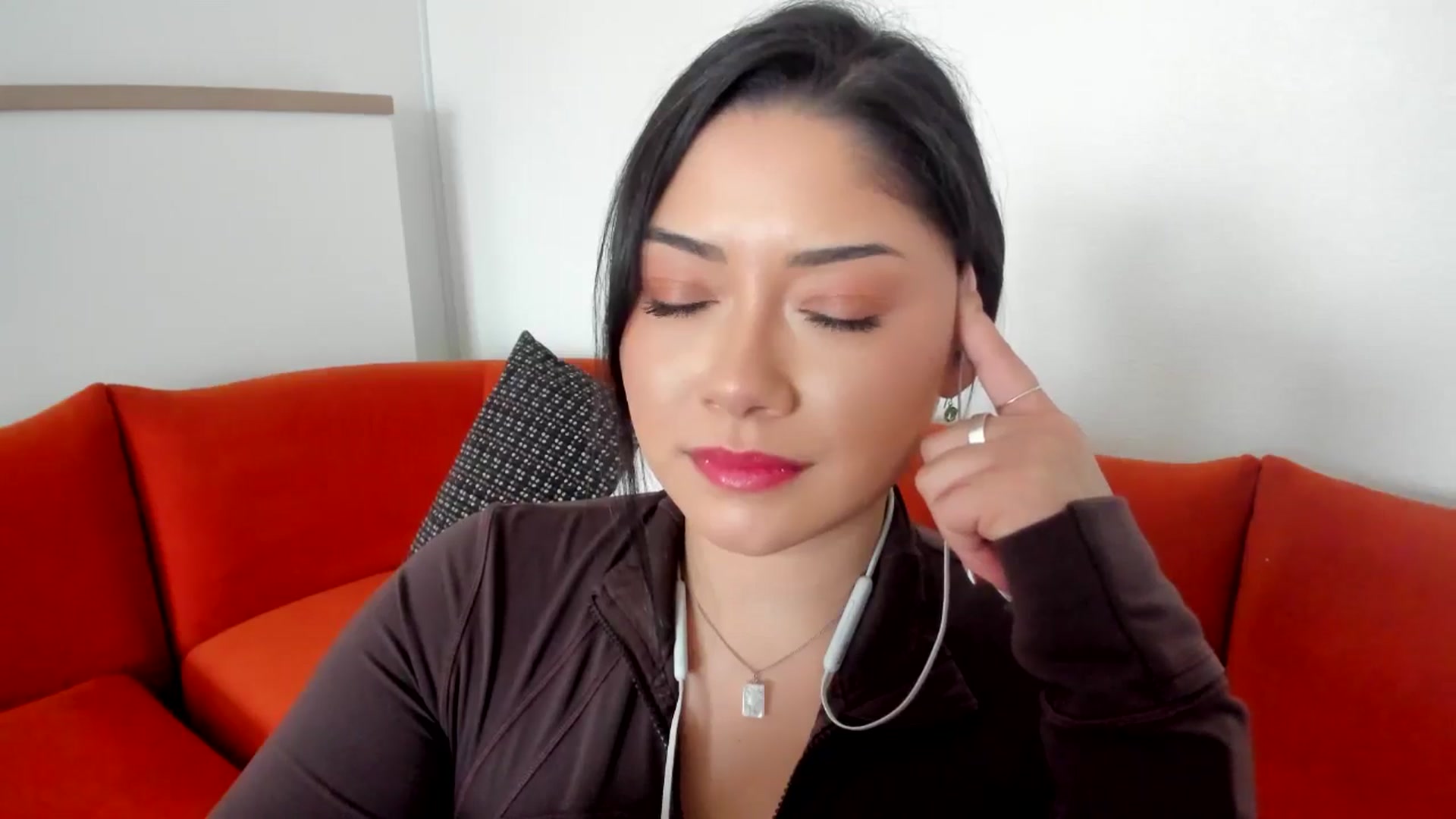 Gallery image thumbnail from YourGoddessLu's myfreecams stream on, 01/22/2026, 18:44 image 15 of 20