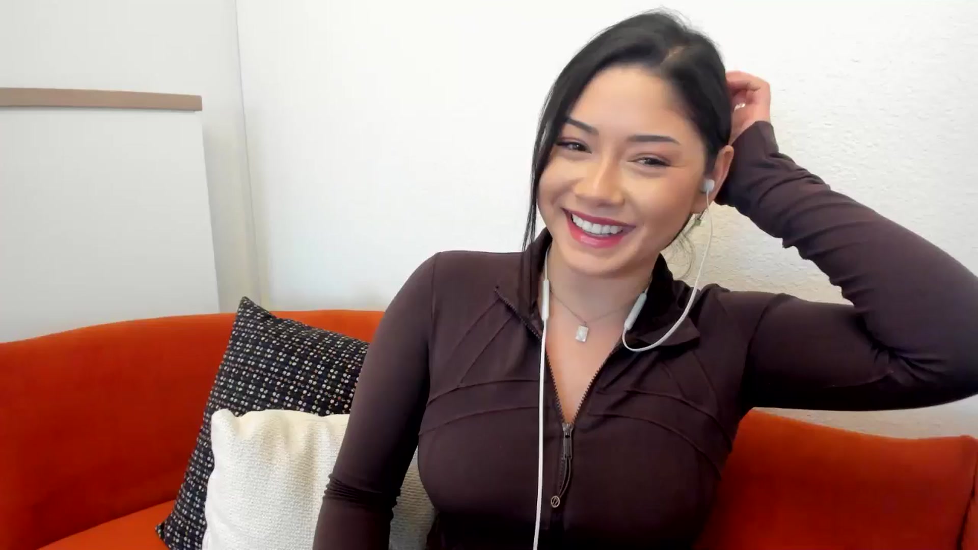 Gallery image thumbnail from YourGoddessLu's myfreecams stream on, 01/22/2026, 18:44 image 4 of 20