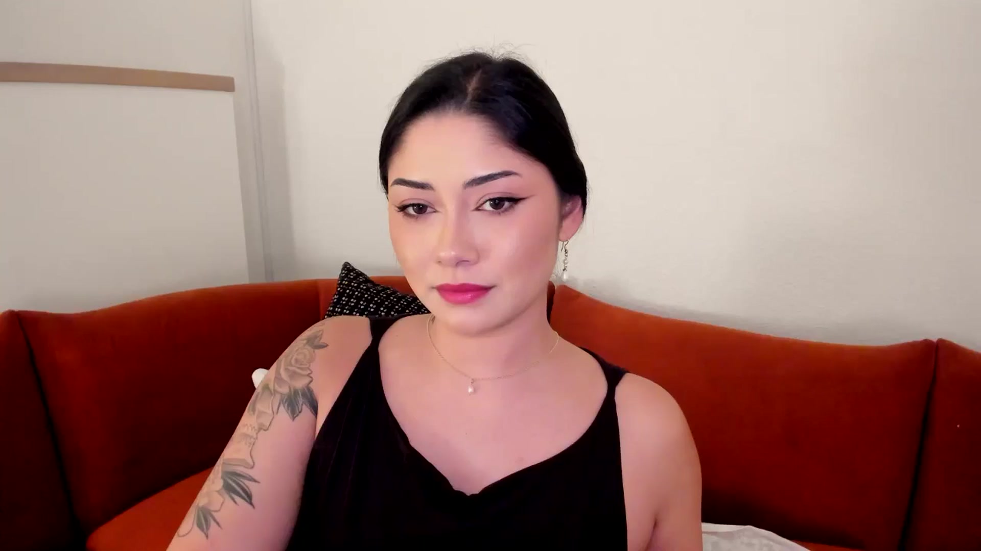 Gallery image thumbnail from YourGoddessLu's myfreecams stream on, 01/24/2026, 06:00 image 3 of 20
