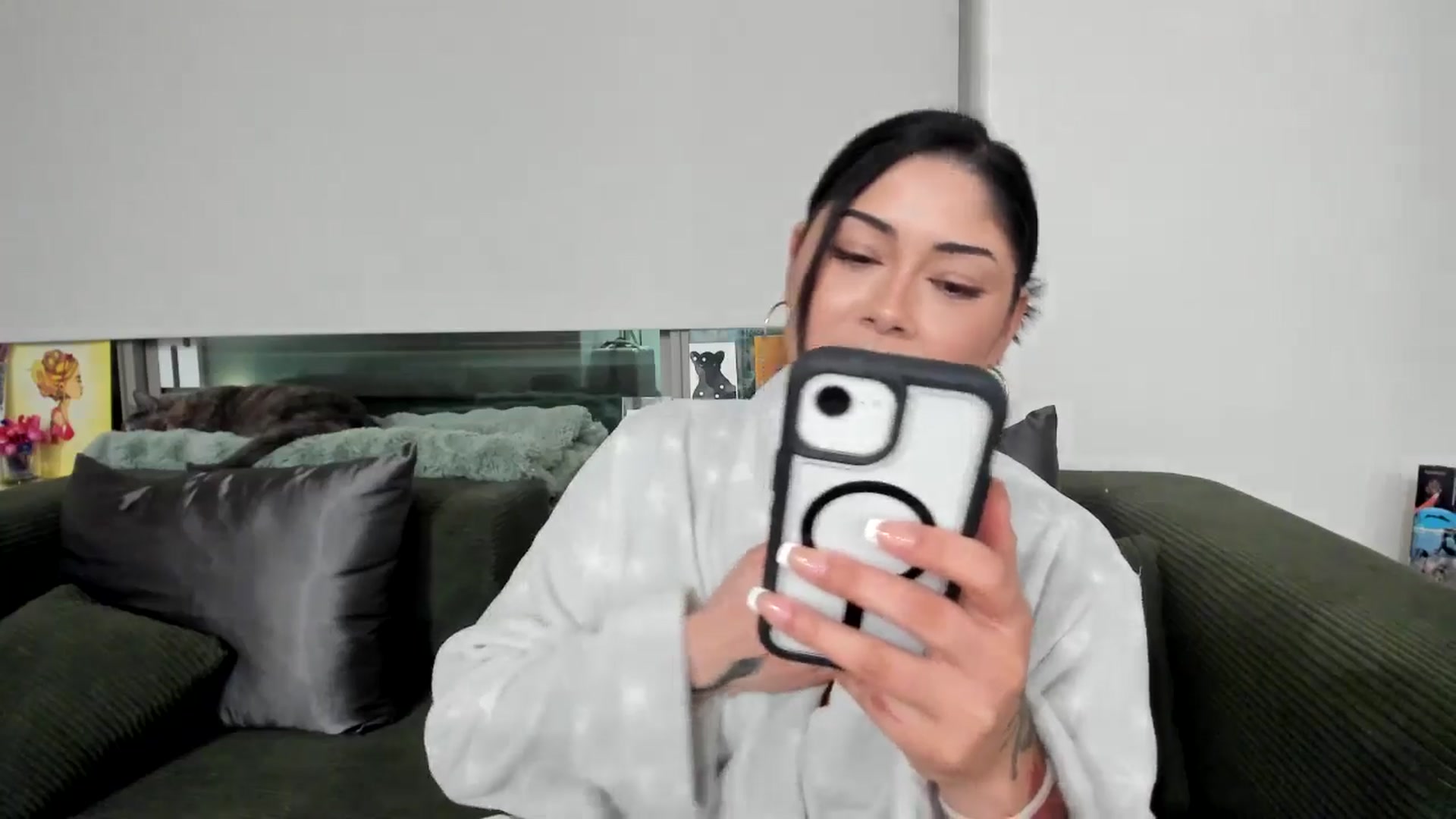 Gallery image thumbnail from YourGoddessLu's myfreecams stream on, 01/29/2026, 06:52 image 19 of 20