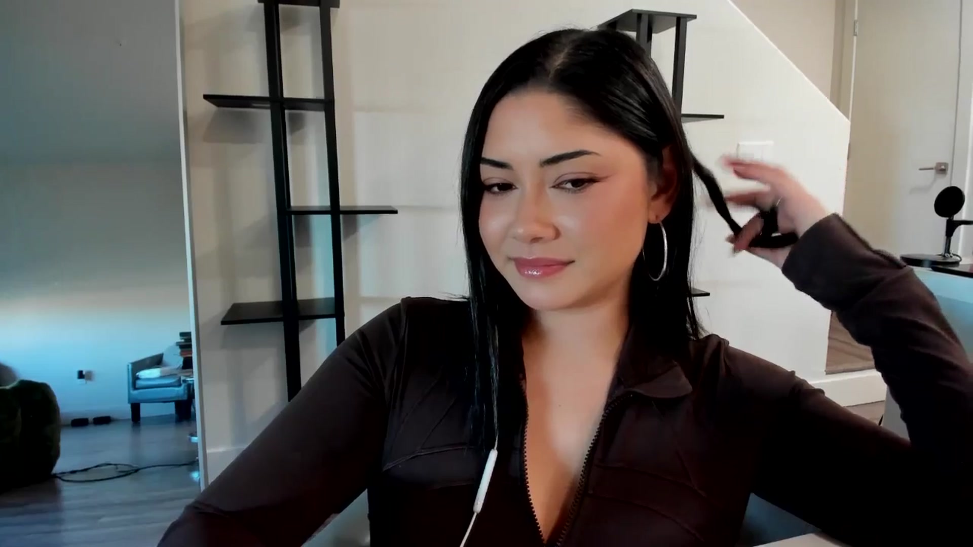 Gallery image thumbnail from YourGoddessLu's myfreecams stream on, 01/30/2026, 24:01 image 17 of 20