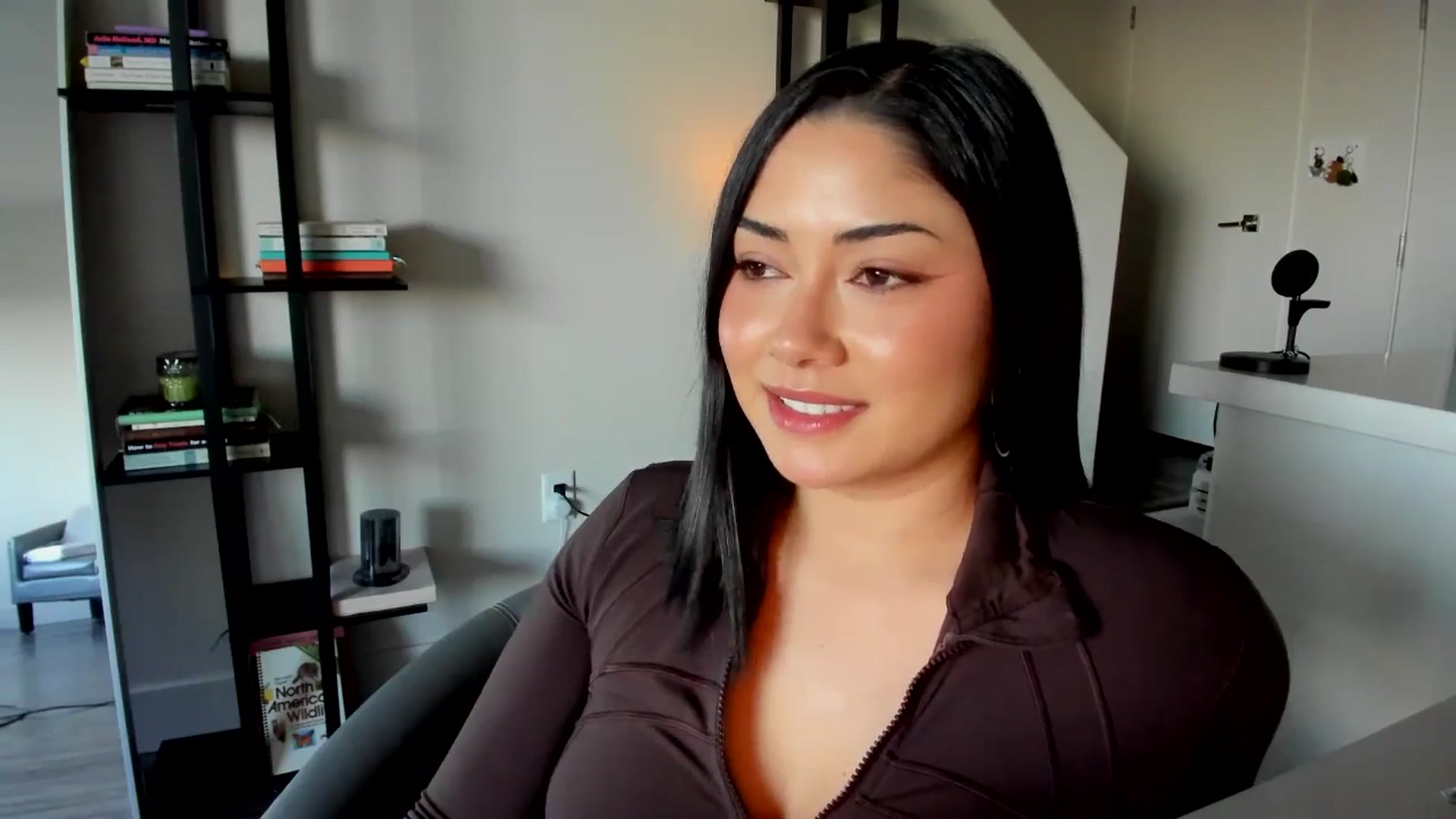 Gallery image thumbnail from YourGoddessLu's myfreecams stream on, 01/30/2026, 01:13 image 10 of 20