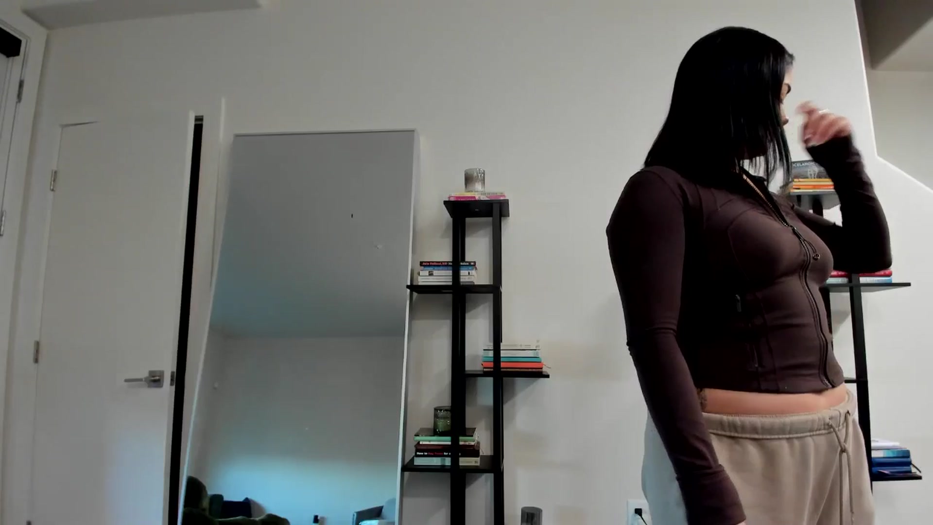 Gallery image thumbnail from YourGoddessLu's myfreecams stream on, 01/30/2026, 01:13 image 7 of 20