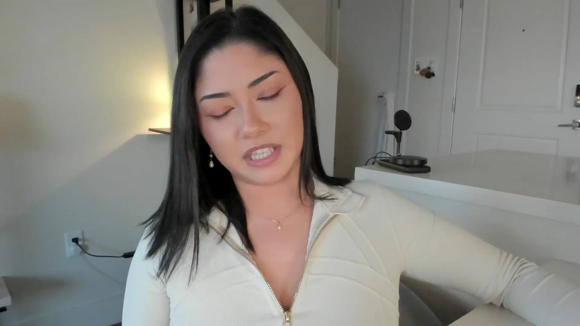 Gallery image thumbnail from YourGoddessLu's myfreecams stream on, 02/08/2026, 01:29 image 9 of 20