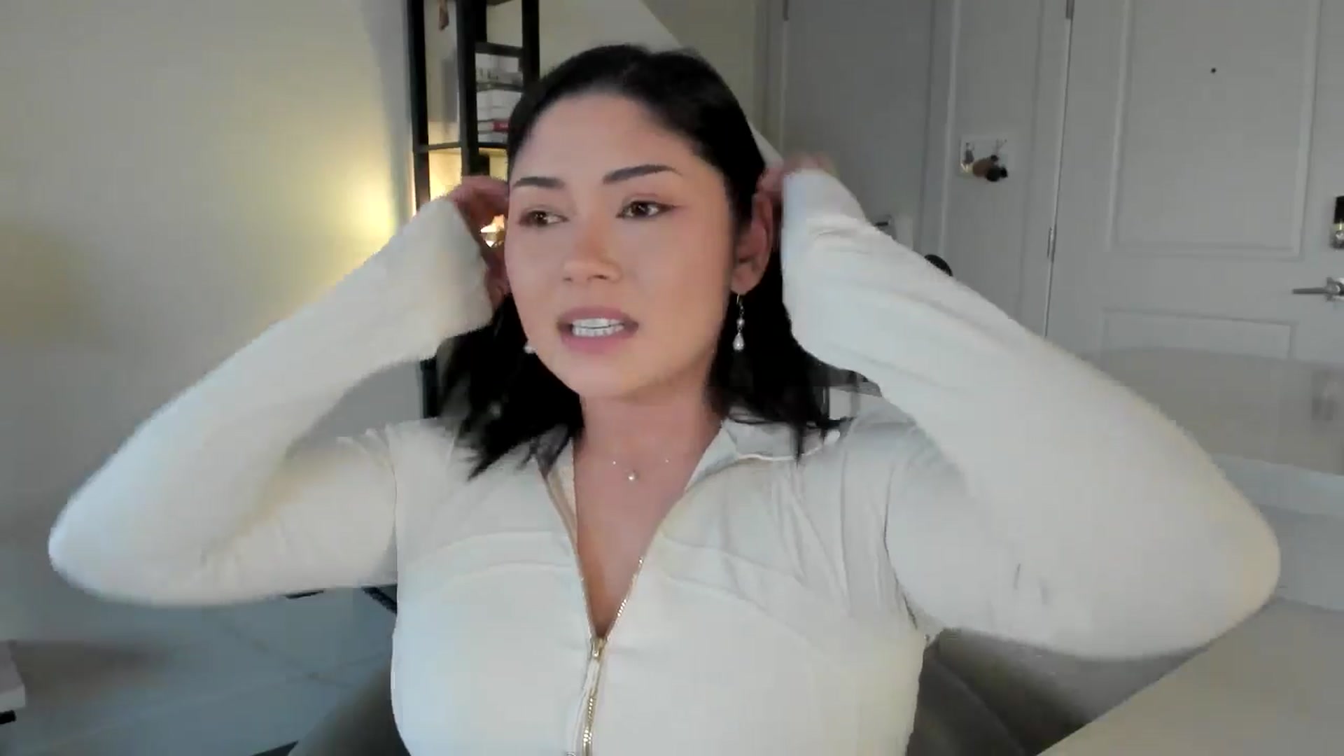 Gallery image thumbnail from YourGoddessLu's myfreecams stream on, 02/08/2026, 01:29 image 10 of 20