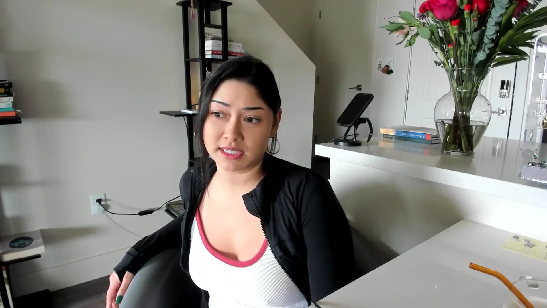 Gallery image thumbnail from YourGoddessLu's myfreecams stream on, 02/11/2026, 21:10 image 3 of 20