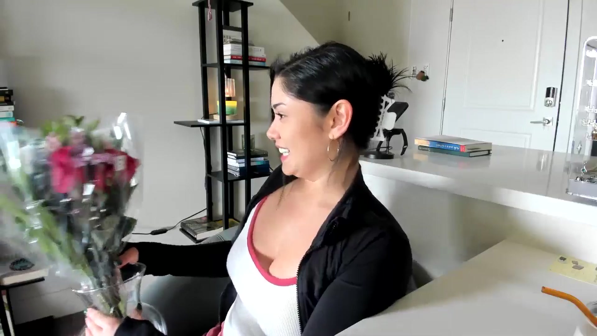 Gallery image thumbnail from YourGoddessLu's myfreecams stream on, 02/11/2026, 21:10 image 2 of 20