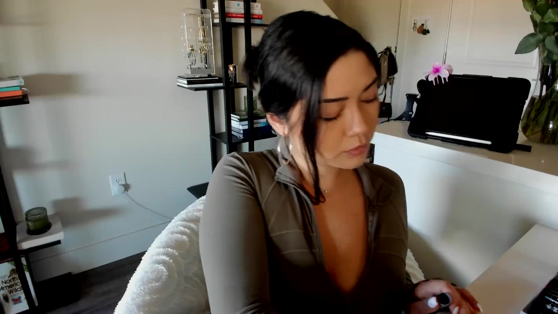 Gallery image thumbnail from YourGoddessLu's myfreecams stream on, 02/17/2026, 22:00 image 4 of 20
