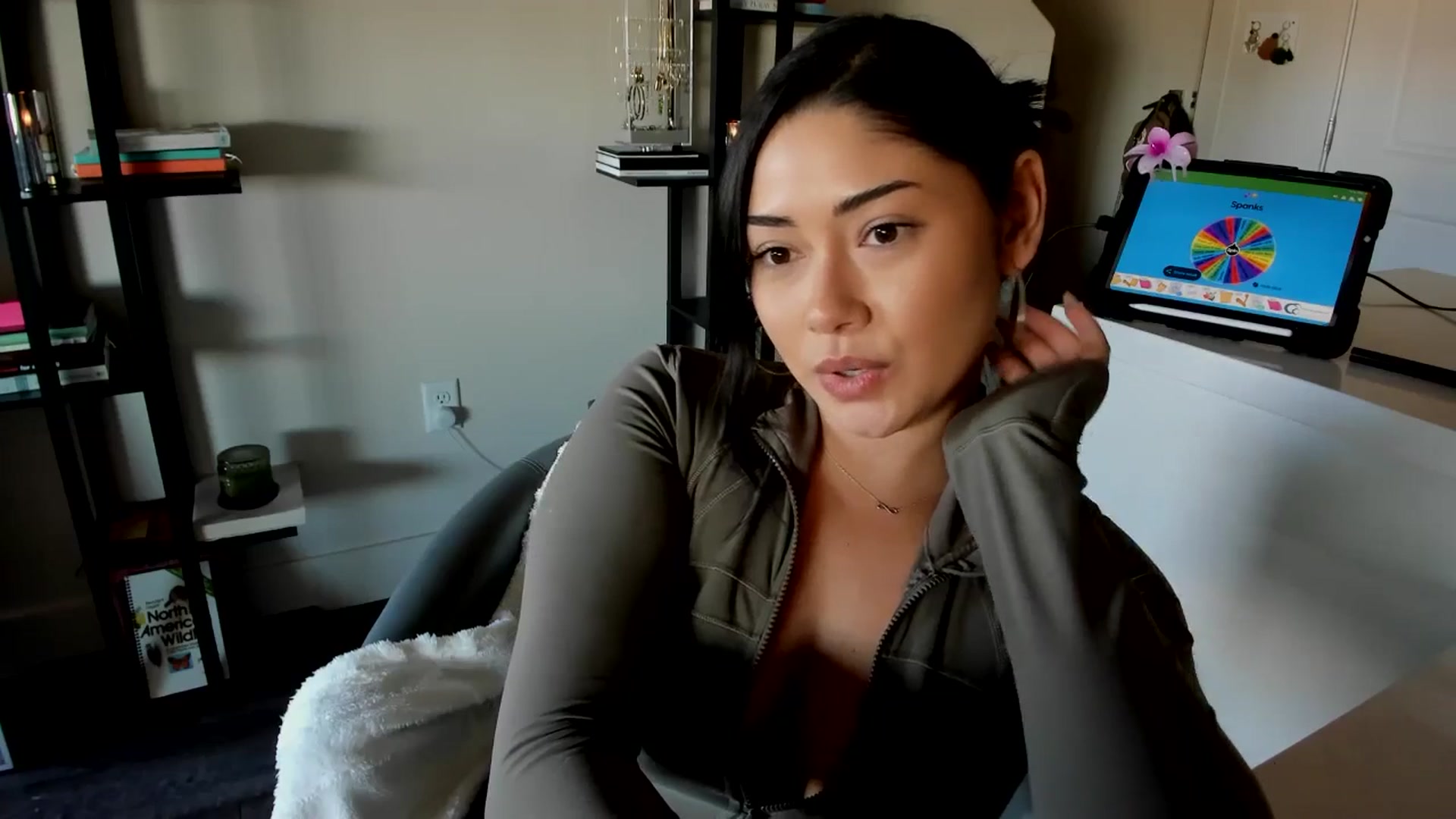 Gallery image thumbnail from YourGoddessLu's myfreecams stream on, 02/17/2026, 22:00 image 17 of 20