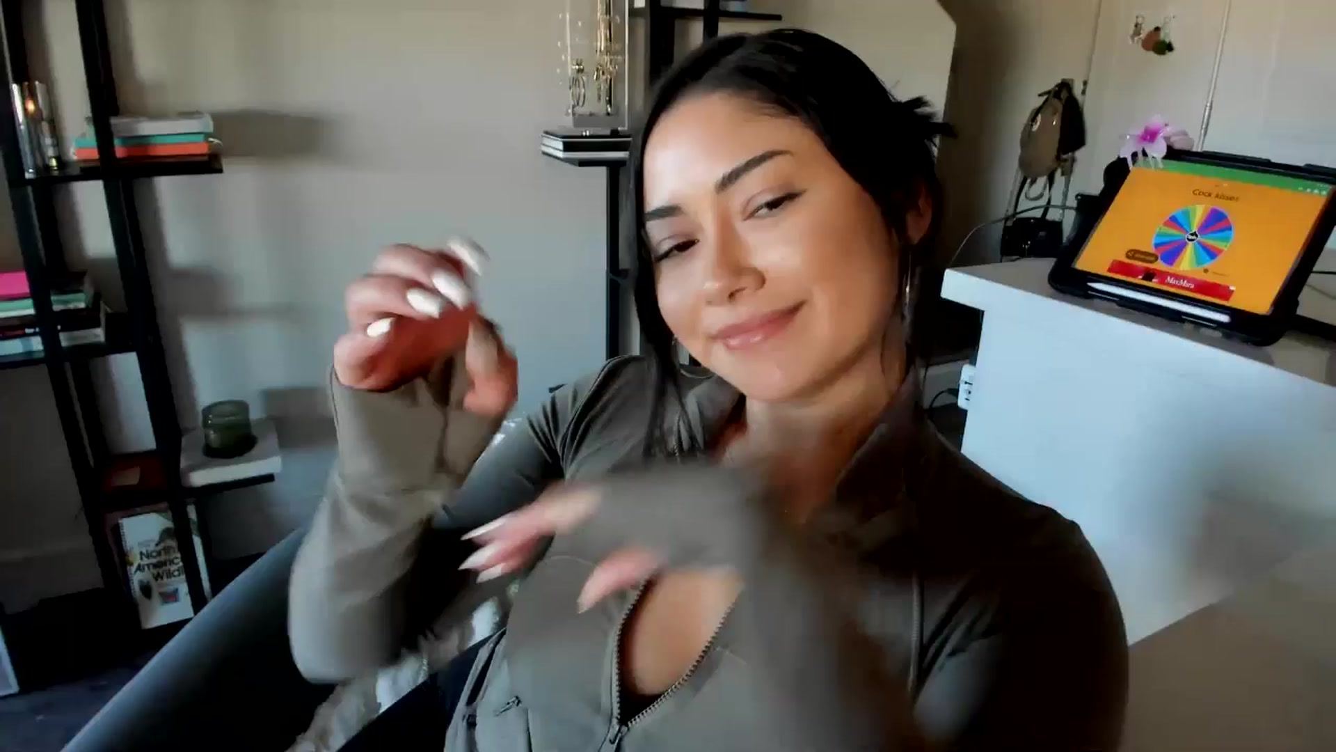 Gallery image thumbnail from YourGoddessLu's myfreecams stream on, 02/18/2026, 24:10 image 17 of 20