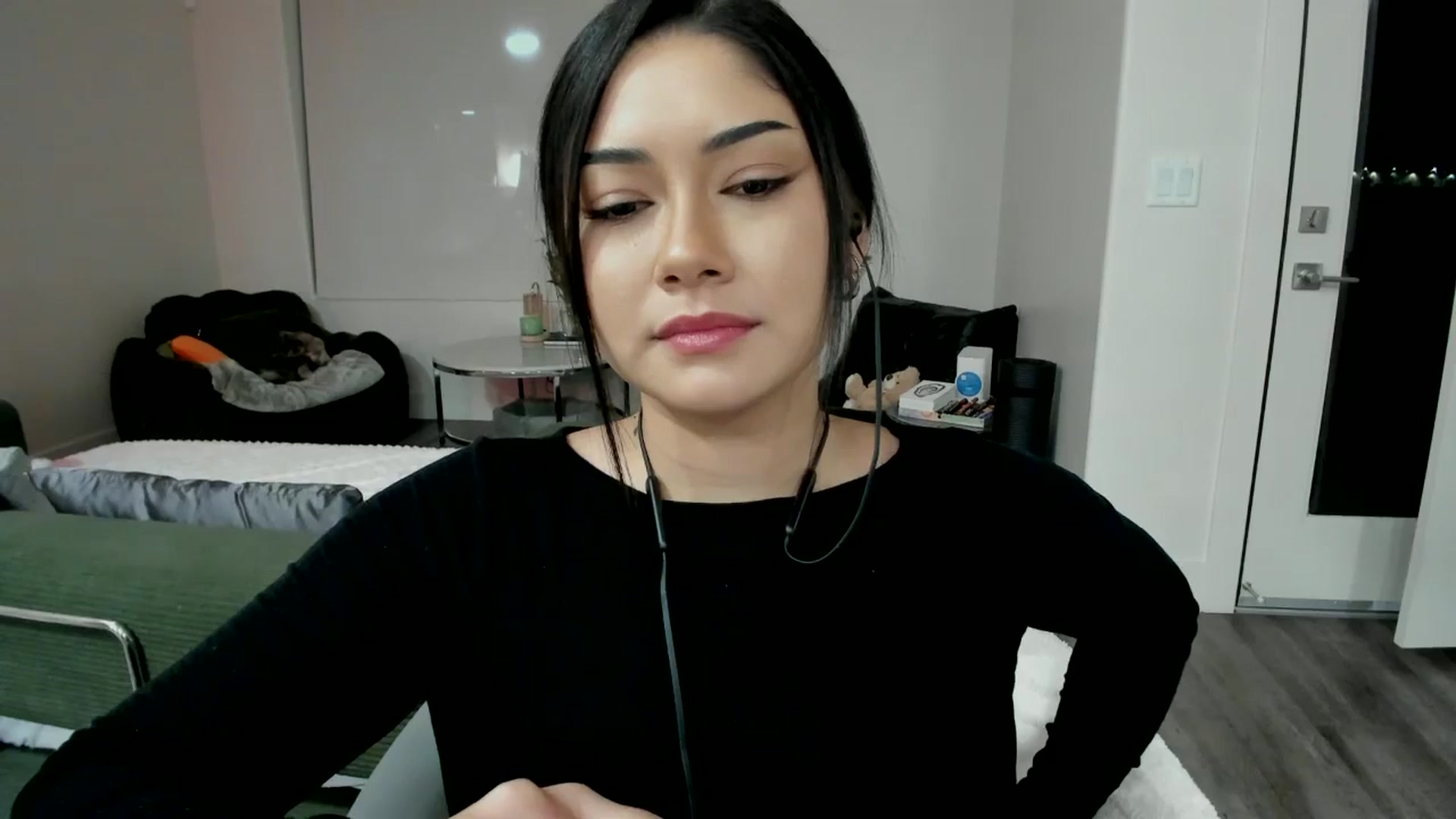 Gallery image thumbnail from YourGoddessLu's myfreecams stream on, 03/04/2026, 08:04 image 2 of 20