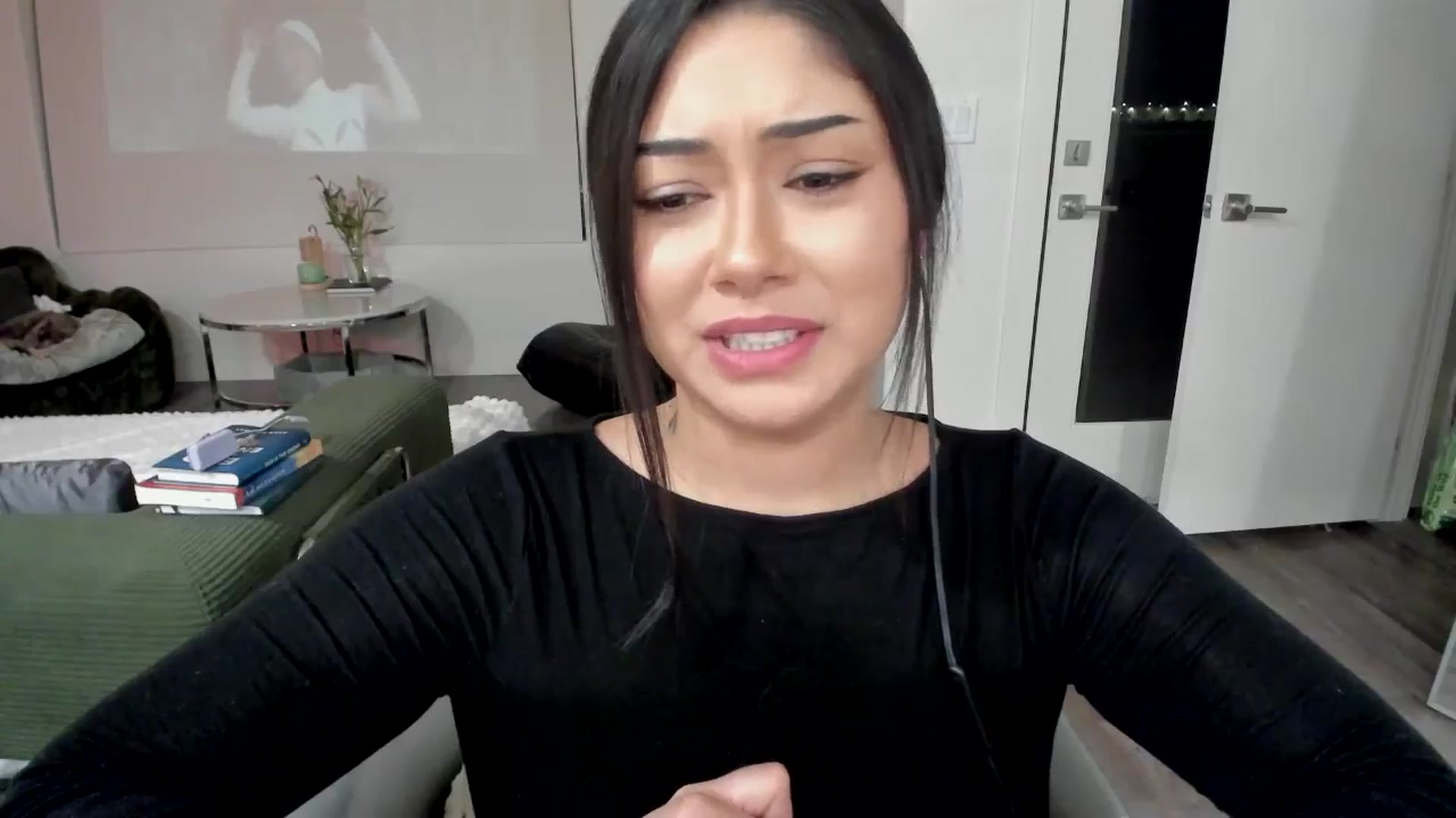 Gallery image thumbnail from YourGoddessLu's myfreecams stream on, 03/04/2026, 08:04 image 9 of 20