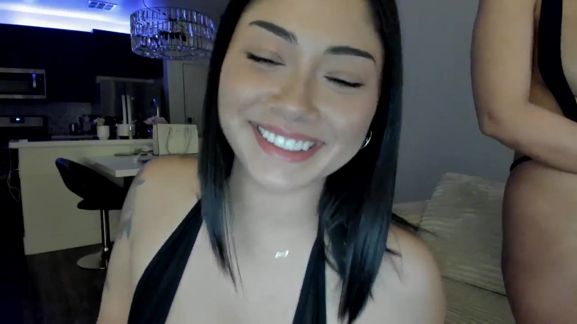 Gallery image thumbnail from YourGoddessLu's myfreecams stream on, 03/07/2026, 09:57 image 18 of 20