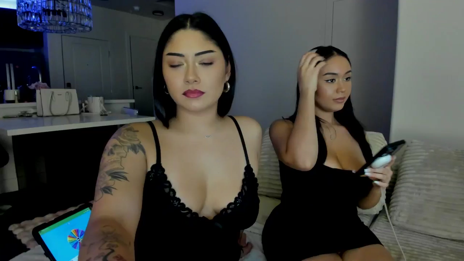 Gallery image thumbnail from YourGoddessLu's myfreecams stream on, 03/10/2026, 04:38 image 11 of 20