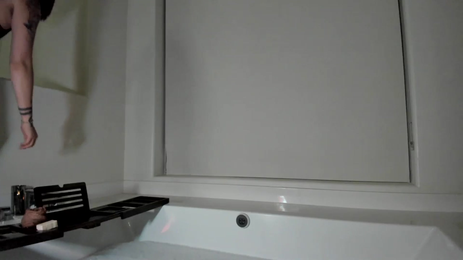 Gallery image thumbnail from YourGoddessLu's myfreecams stream on, 03/16/2026, 03:28 image 15 of 20