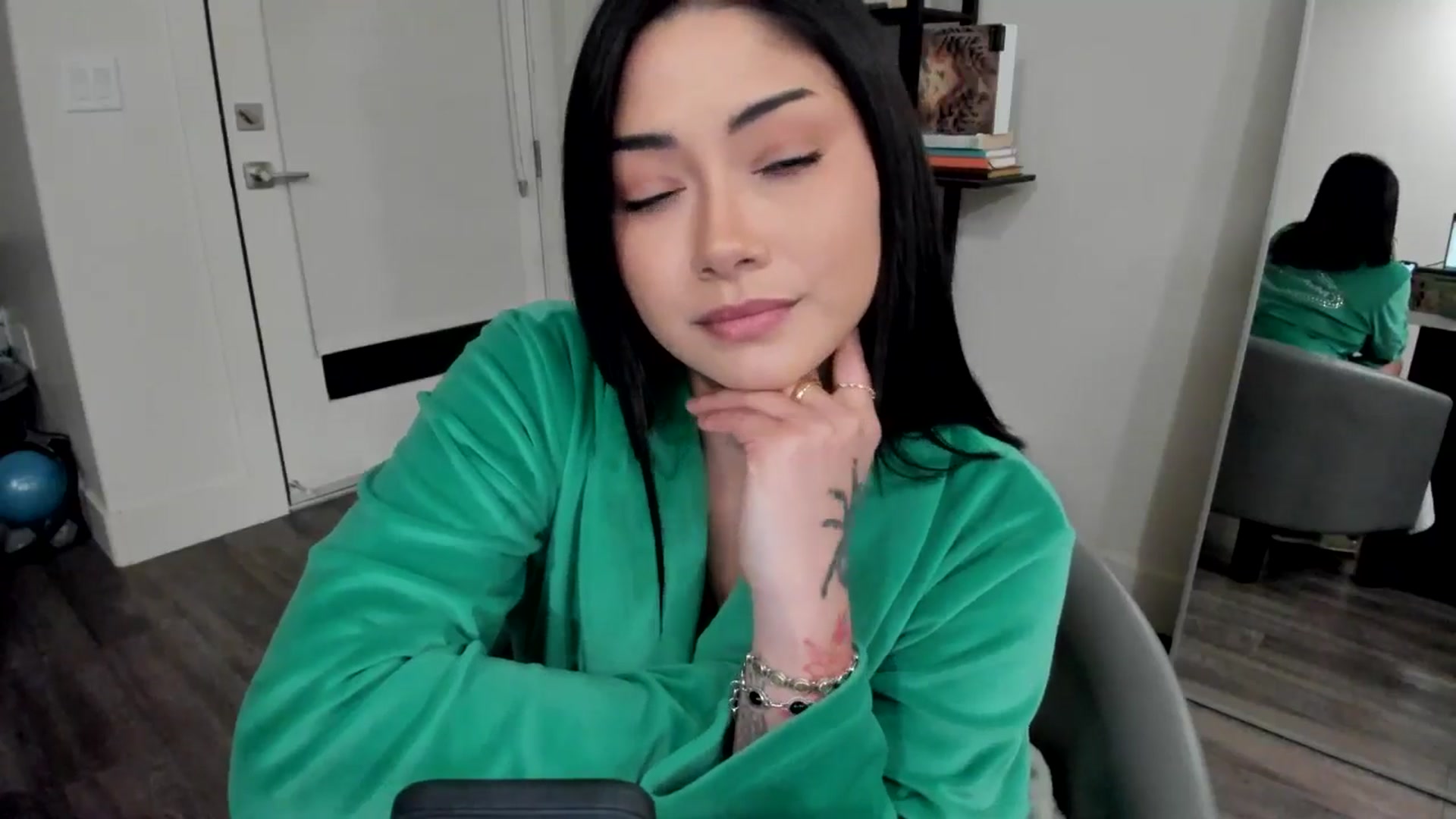 Gallery image thumbnail from YourGoddessLu's myfreecams stream on, 03/25/2026, 03:06 image 6 of 20