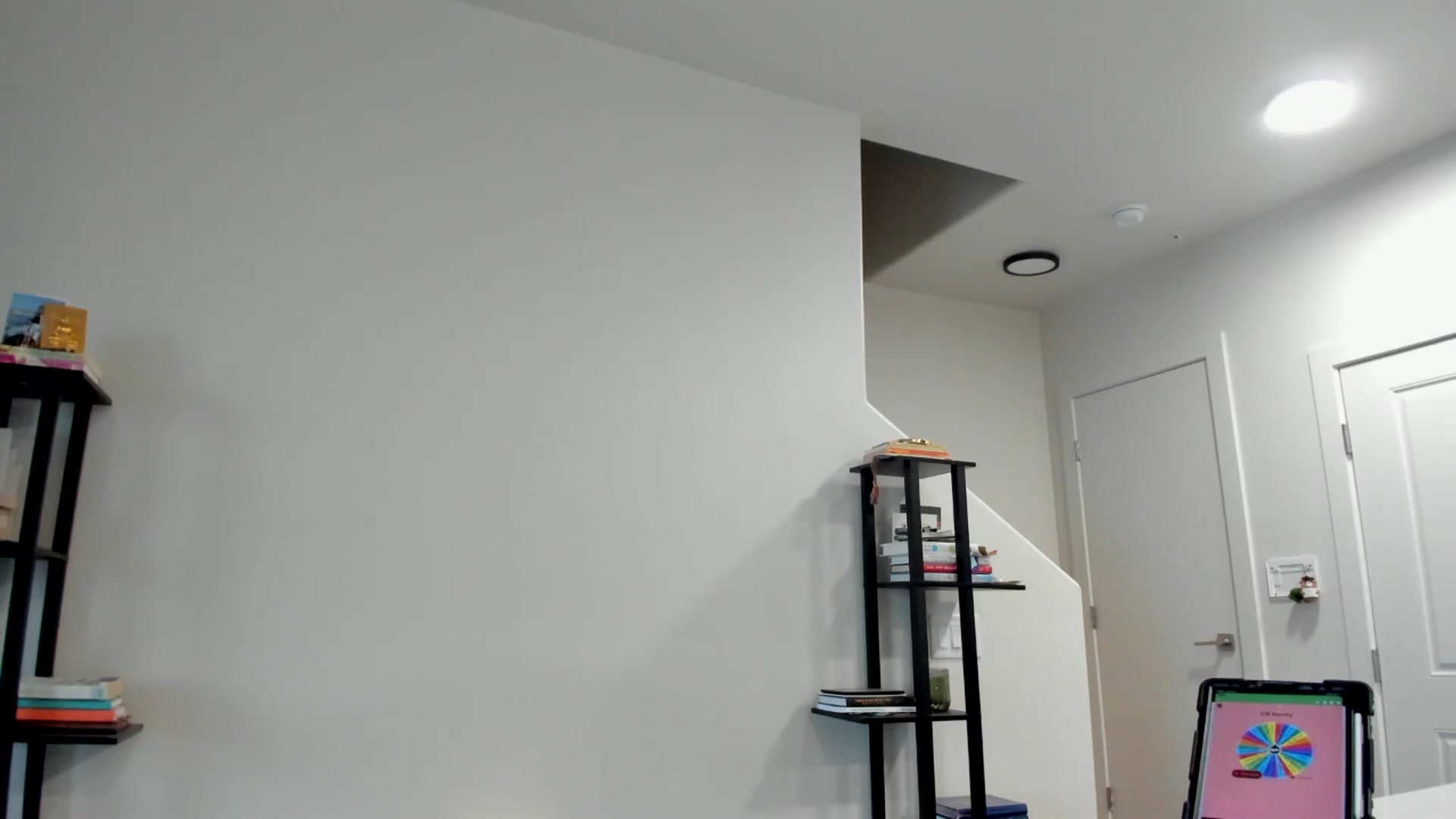 Gallery image thumbnail from YourGoddessLu's myfreecams stream on, 04/01/2026, 24:36 image 12 of 20