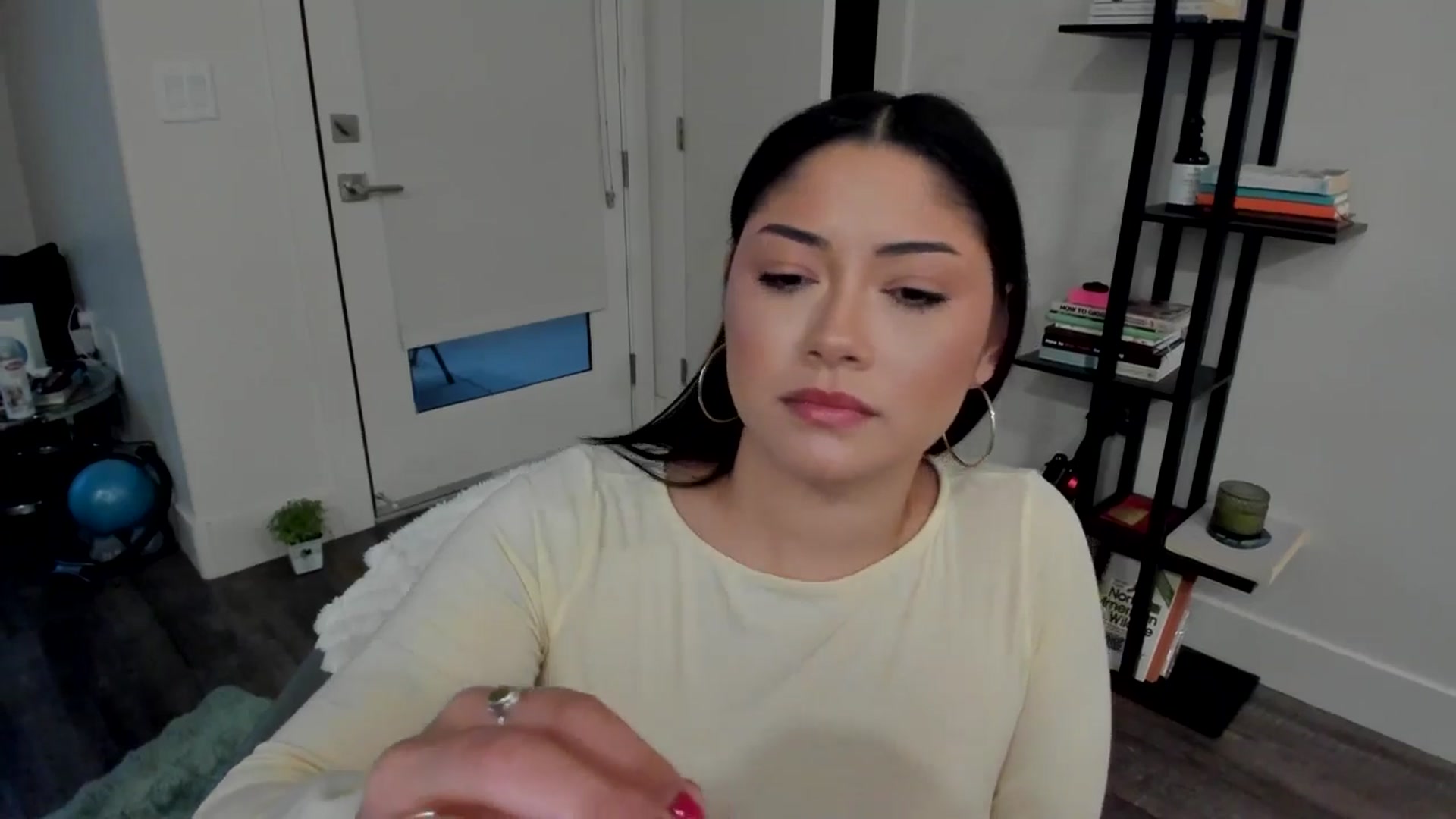 Gallery image thumbnail from YourGoddessLu's myfreecams stream on, 04/01/2026, 01:58 image 18 of 20
