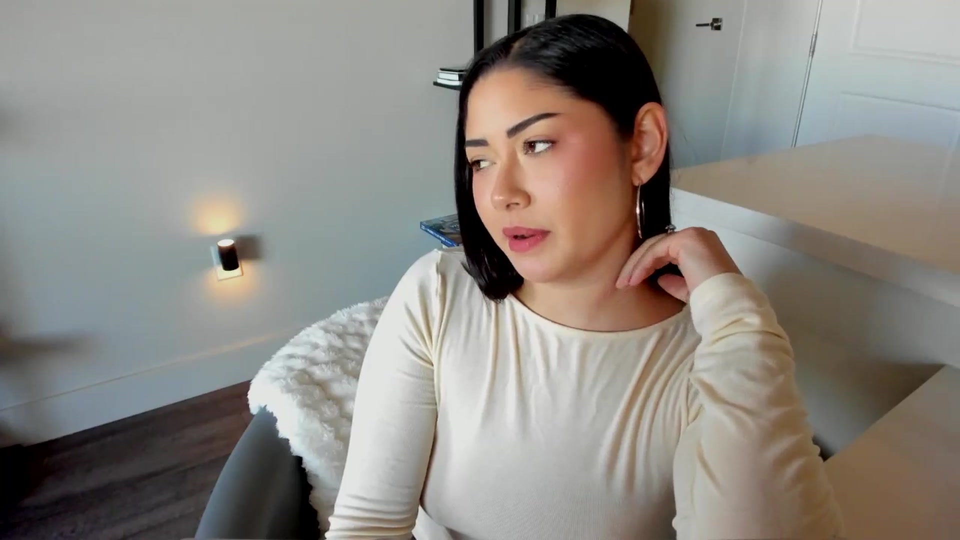 Gallery image thumbnail from YourGoddessLu's myfreecams stream on, 04/03/2026, 24:05 image 8 of 20