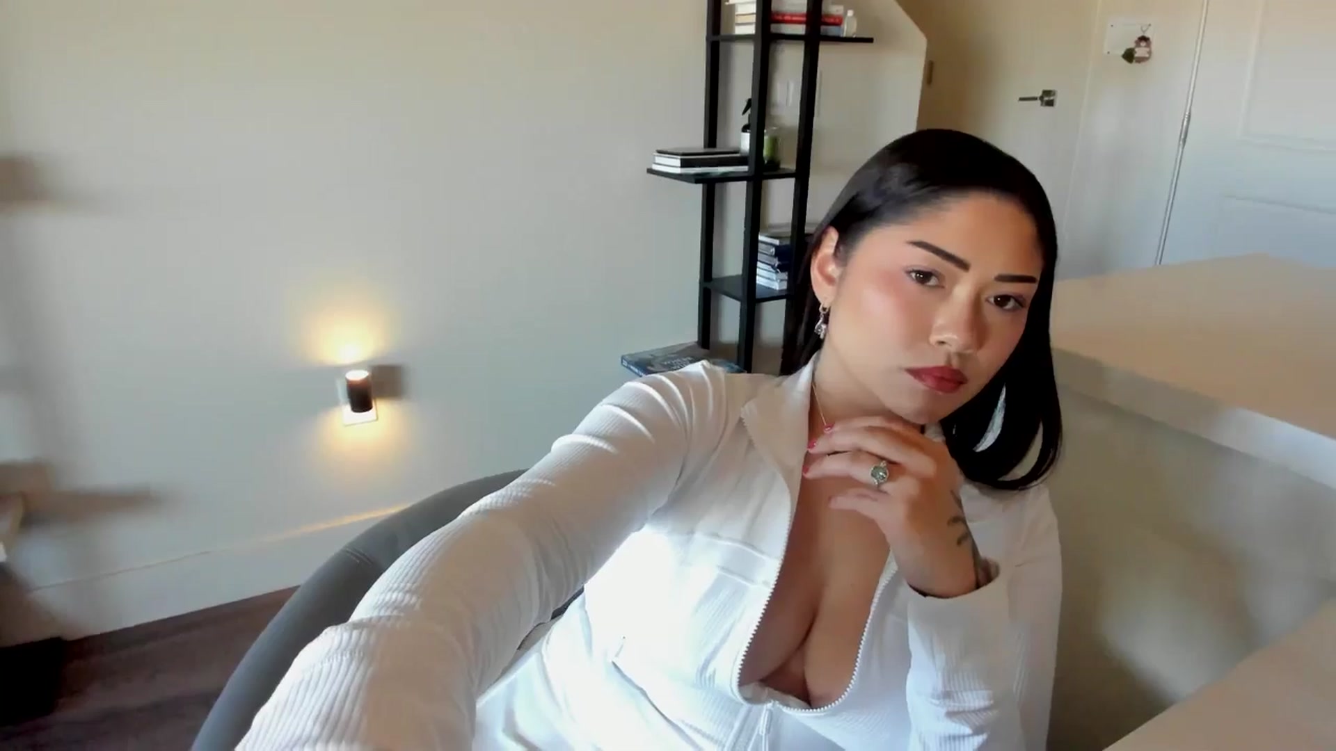 Gallery image thumbnail from YourGoddessLu's myfreecams stream on, 04/03/2026, 21:48 image 10 of 20