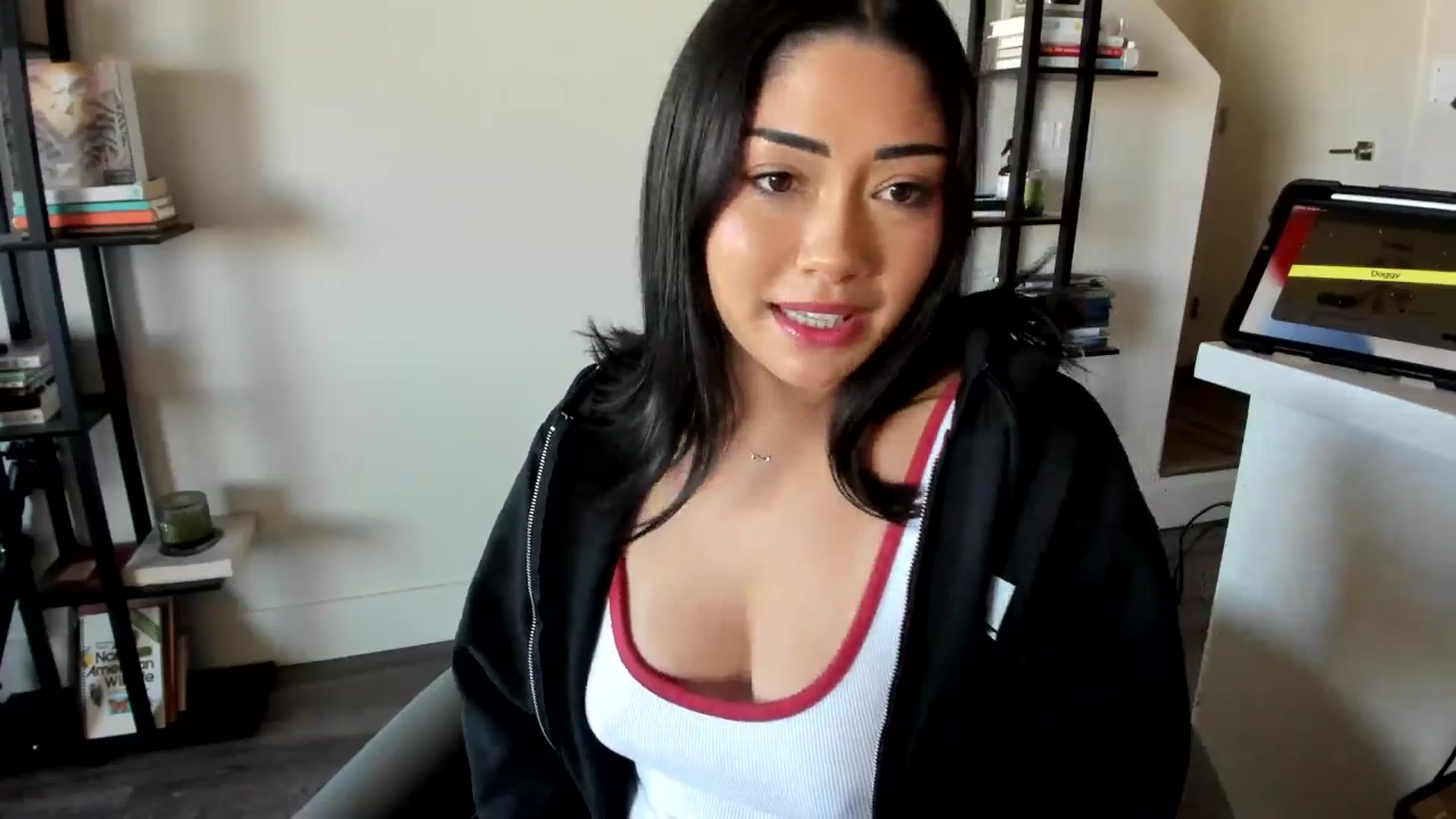 Gallery image thumbnail from YourGoddessLu's myfreecams stream on, 04/12/2026, 24:04 image 13 of 20