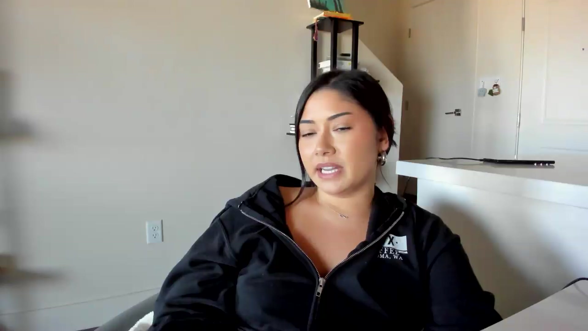Gallery image thumbnail from YourGoddessLu's myfreecams stream on, 04/18/2026, 01:57 image 3 of 20