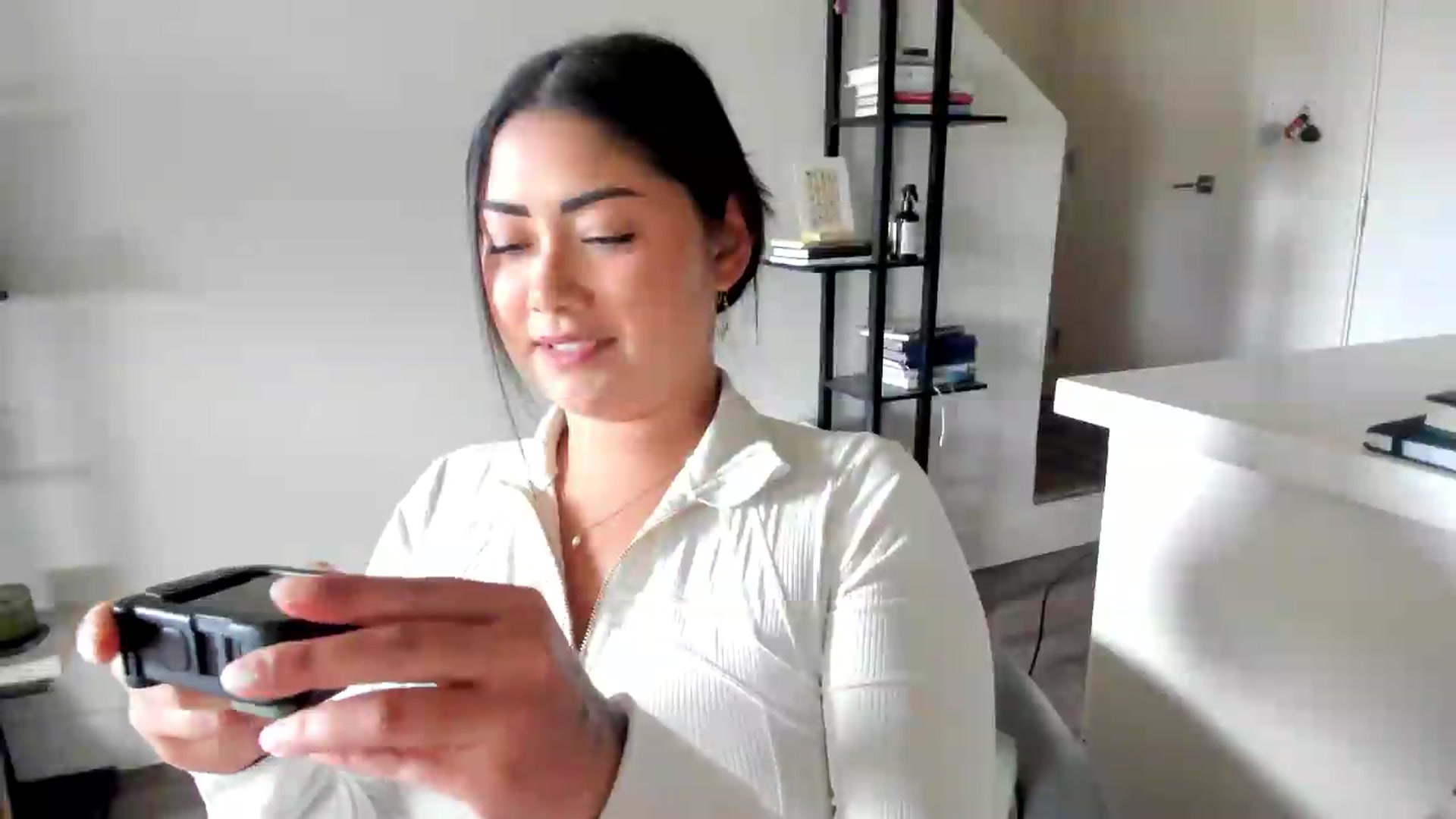 Gallery image thumbnail from YourGoddessLu's myfreecams stream on, 04/25/2026, 18:30 image 15 of 20
