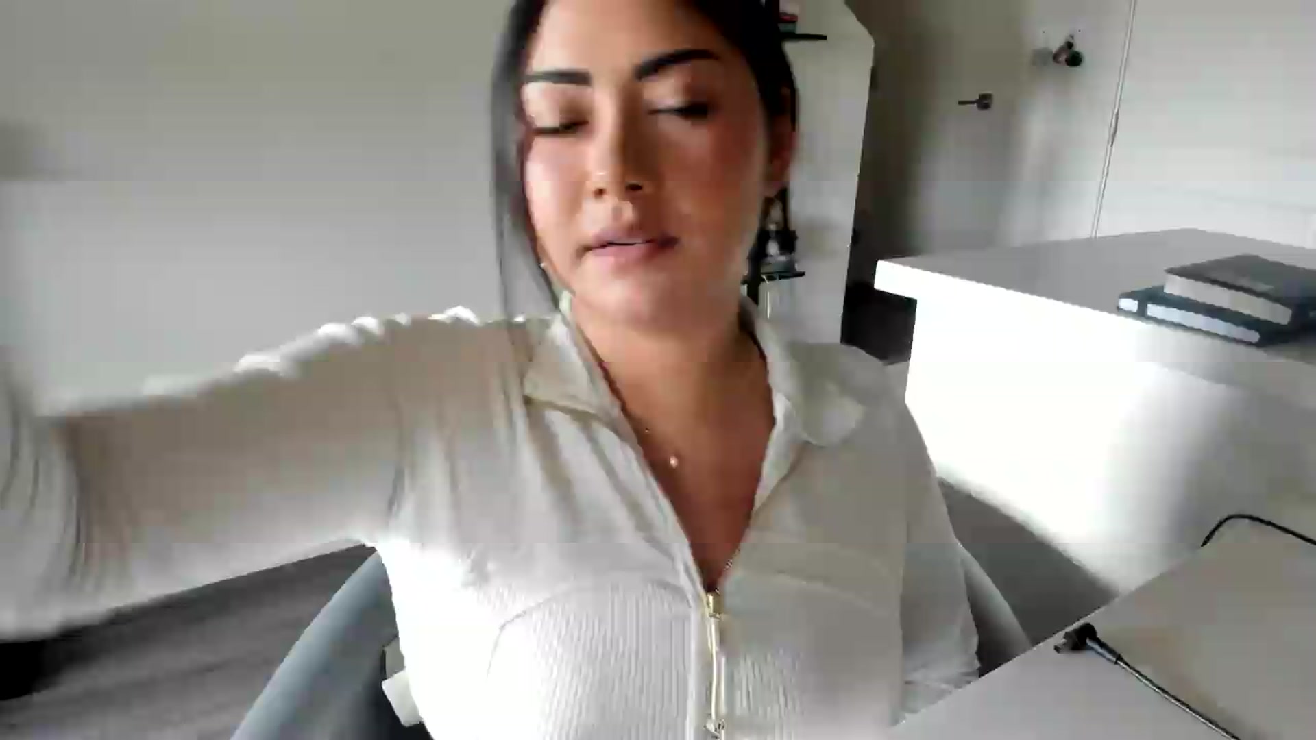 Gallery image thumbnail from YourGoddessLu's myfreecams stream on, 04/25/2026, 19:35 image 1 of 20