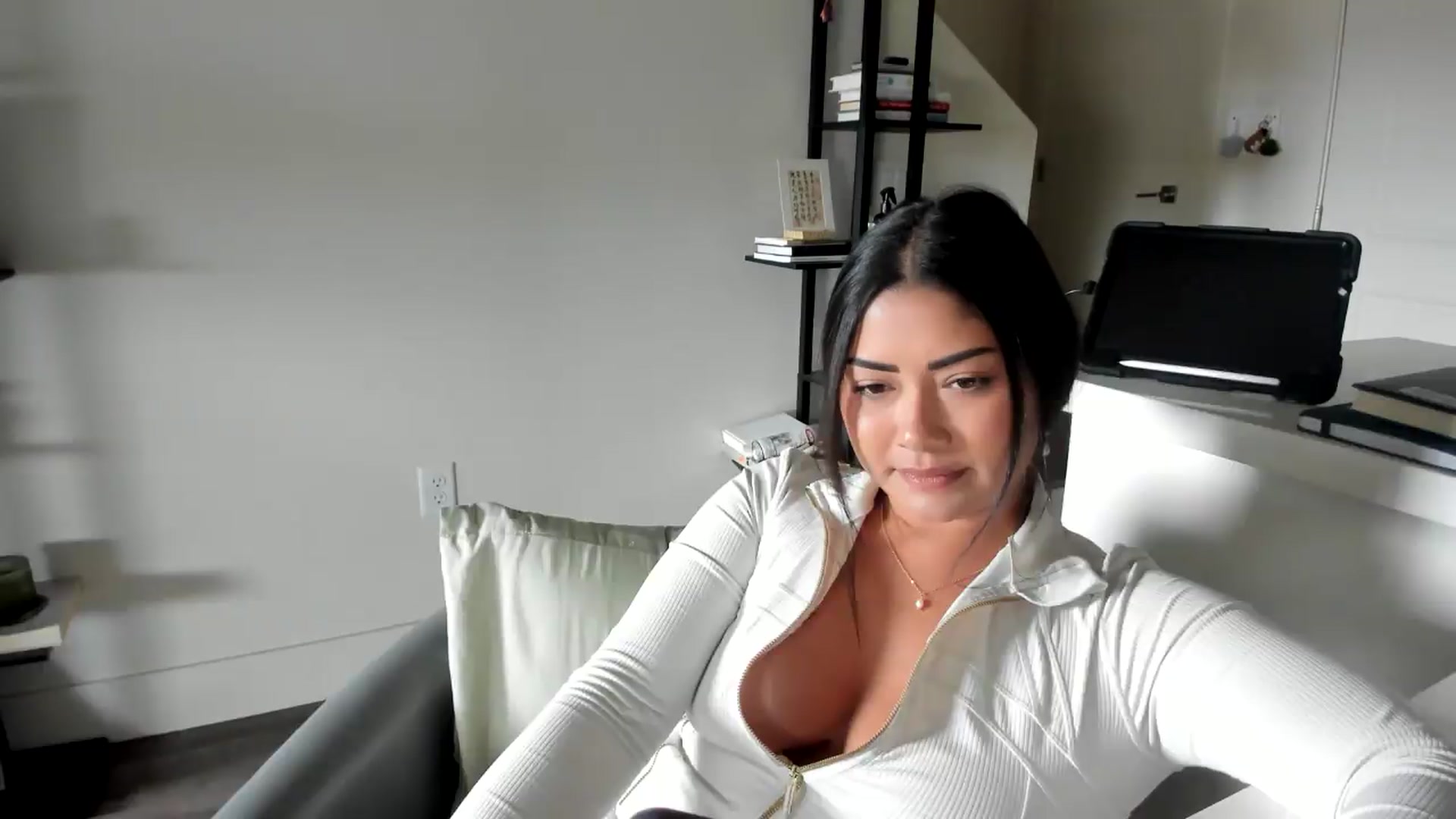 Gallery image thumbnail from YourGoddessLu's myfreecams stream on, 04/25/2026, 22:07 image 3 of 20