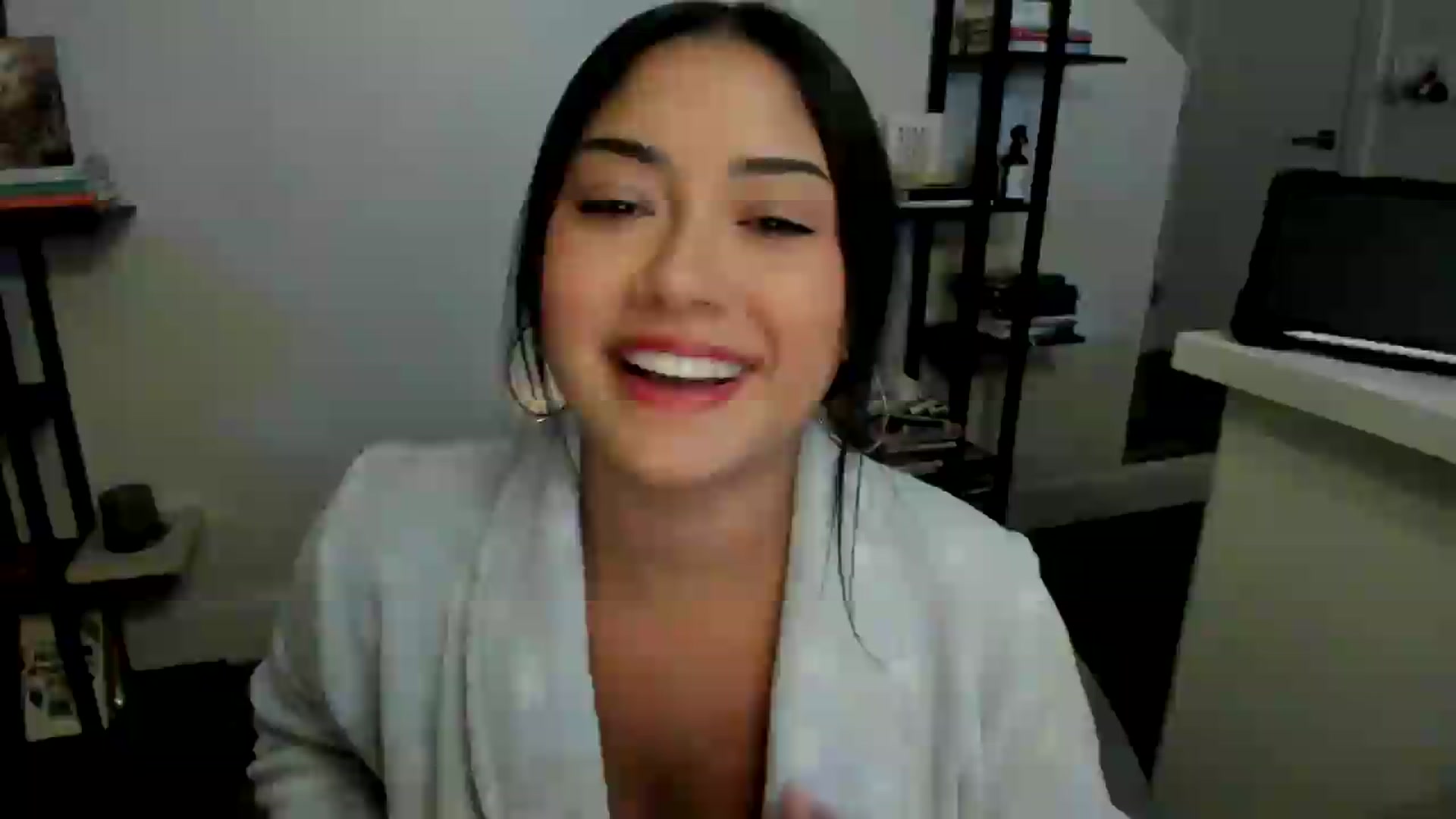 Gallery image thumbnail from YourGoddessLu's myfreecams stream on, 04/26/2026, 06:37 image 7 of 20