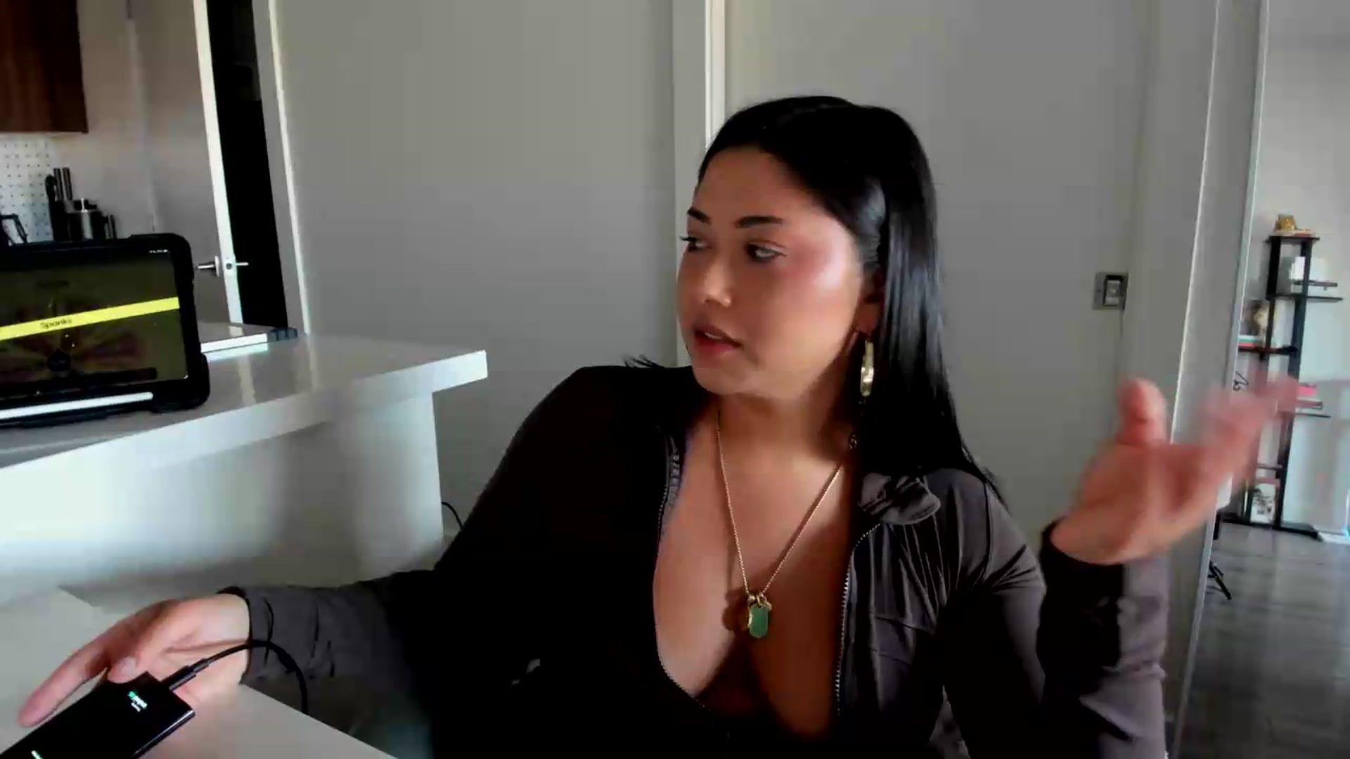 Gallery image thumbnail from YourGoddessLu's myfreecams stream on, 05/05/2026, 24:42 image 19 of 20