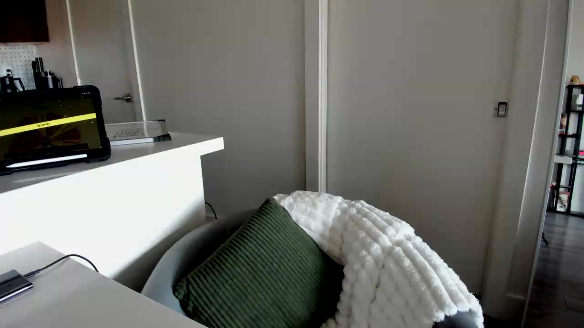 Gallery image thumbnail from YourGoddessLu's myfreecams stream on, 05/05/2026, 24:42 image 11 of 20