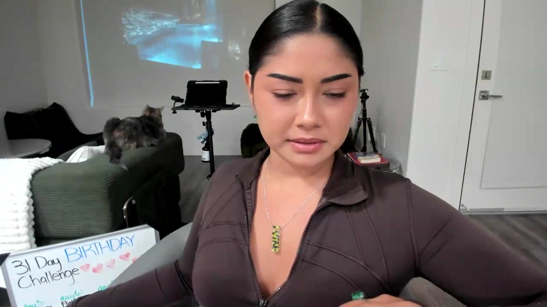 Gallery image thumbnail from YourGoddessLu's myfreecams stream on, 05/08/2026, 03:37 image 5 of 20